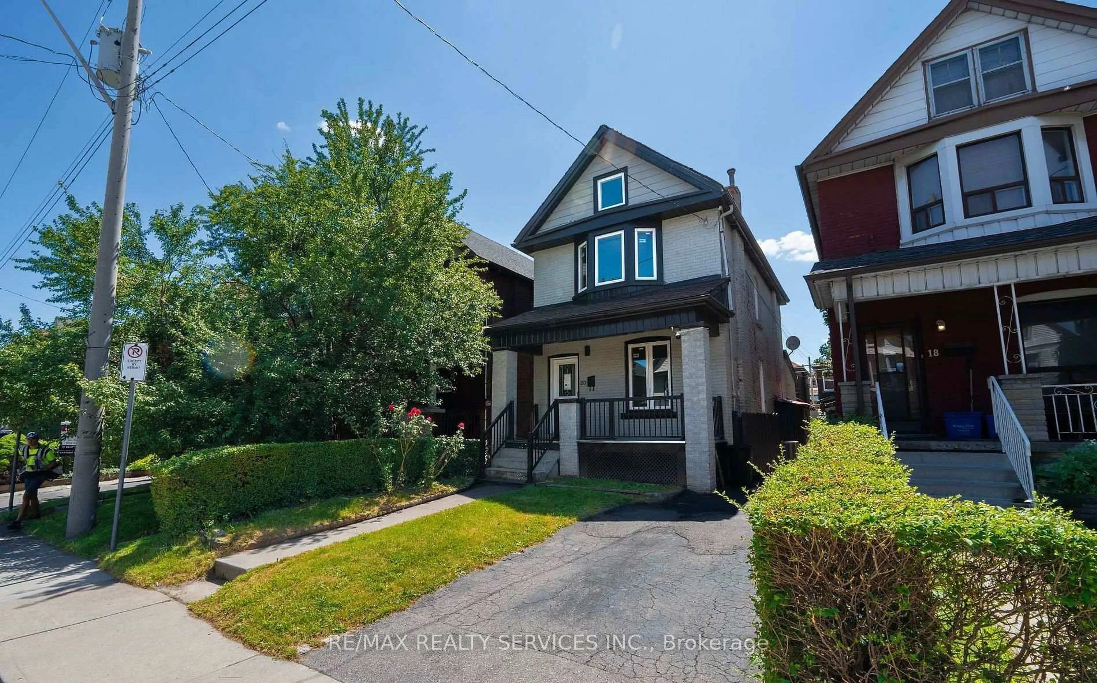 Home with brick exterior material, street for 20 Somerset Ave, Hamilton Ontario L8L 2L5