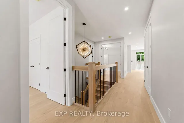430 Head St #22, Strathroy-Caradoc 4