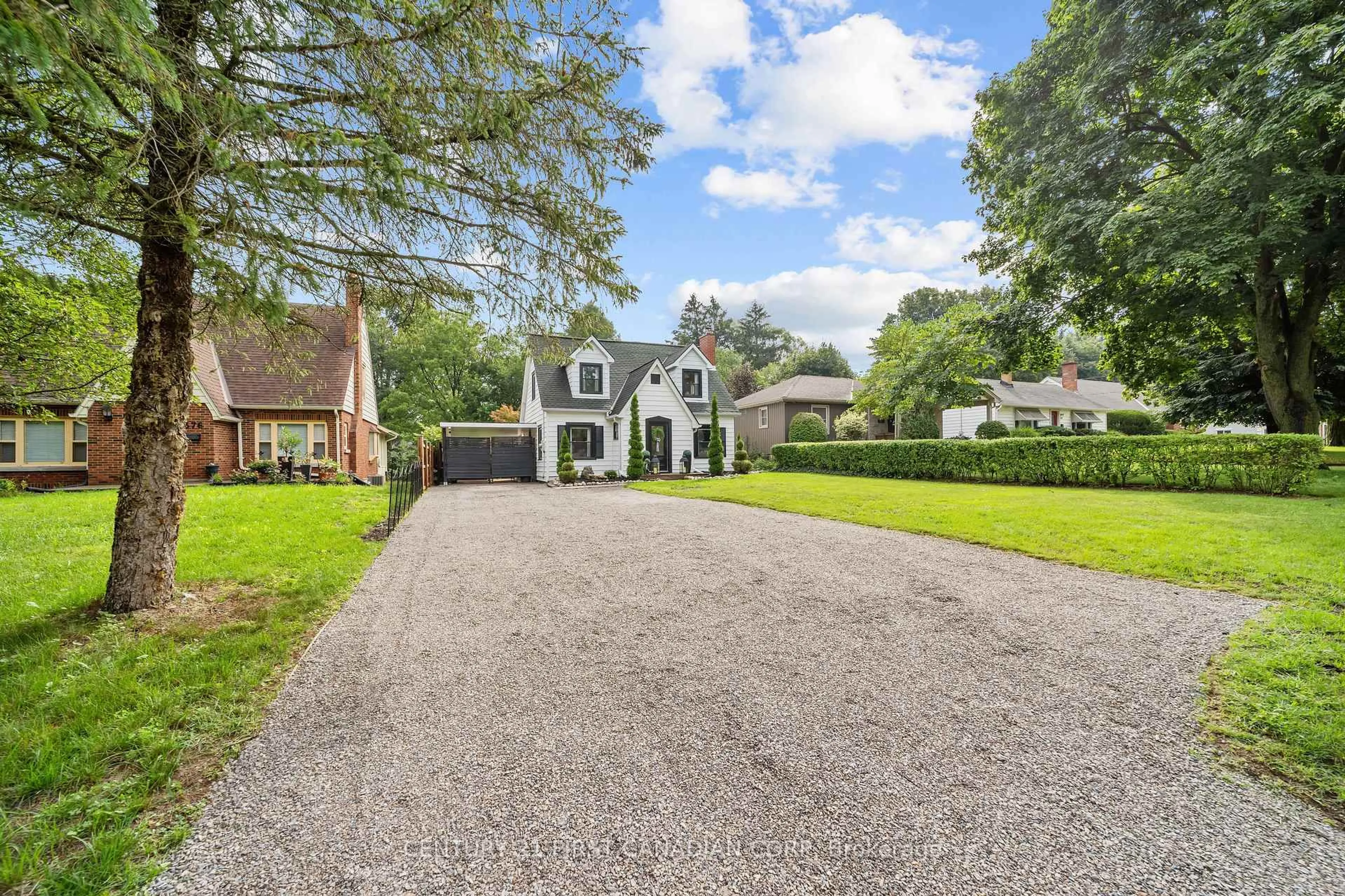 A pic from outside/outdoor area/front of a property/back of a property/a pic from drone, street for 378 Byron Blvd, London South Ontario N6K 2L7