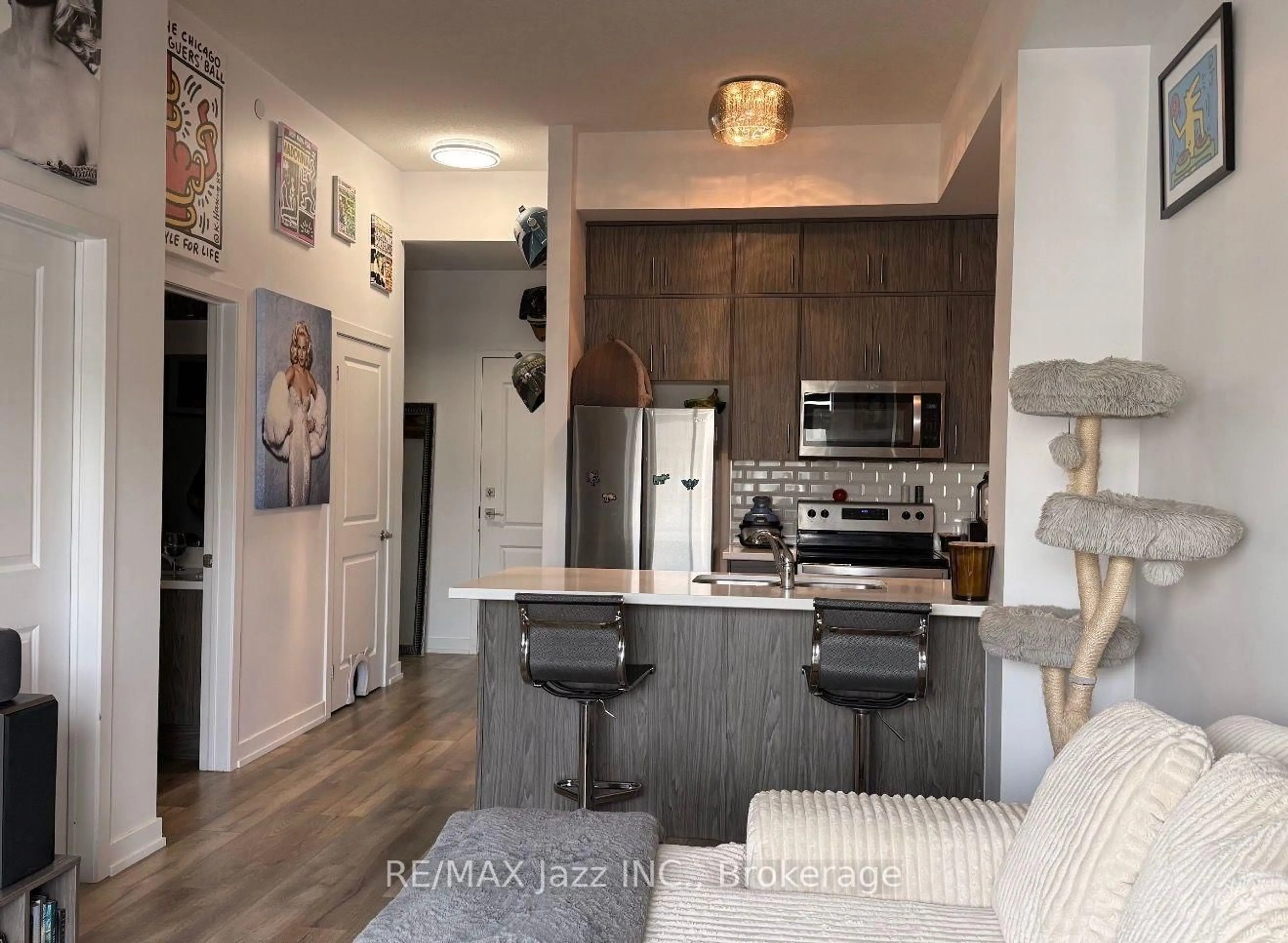 Open concept kitchen, unknown for 5055 Greenlane Rd #625, Lincoln Ontario L0R 1B3