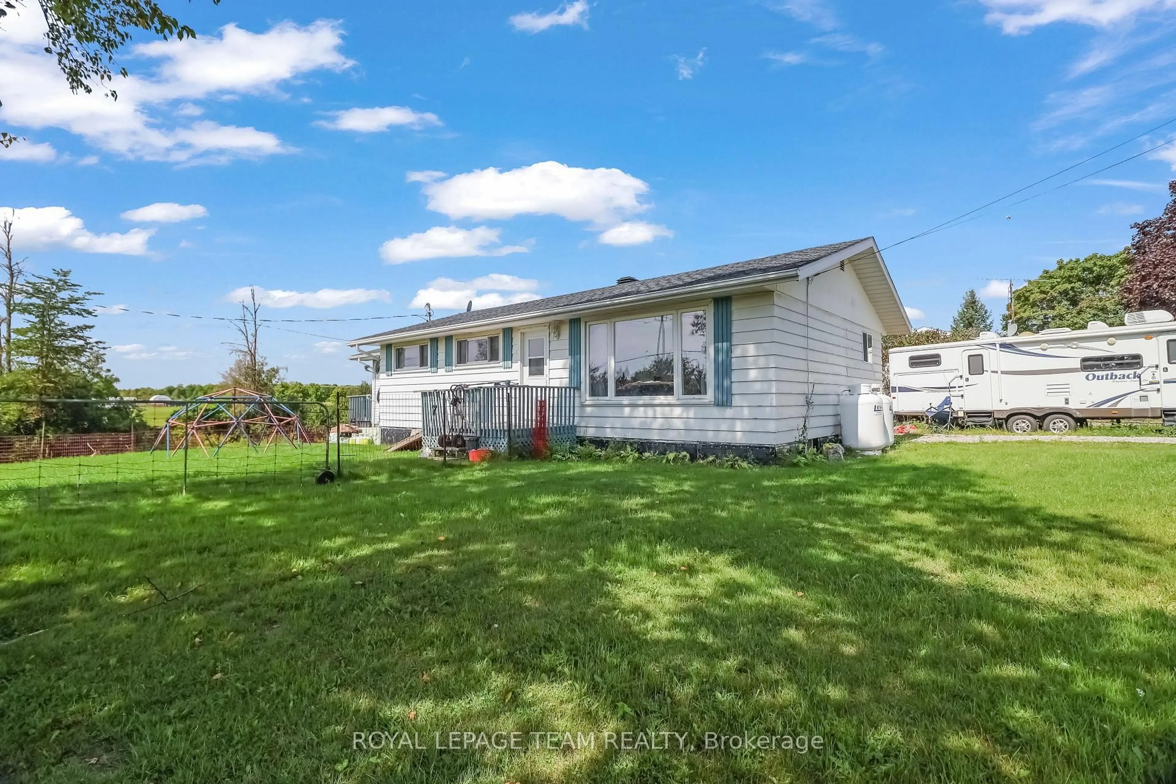 A pic from outside/outdoor area/front of a property/back of a property/a pic from drone, water/lake/river/ocean view for 1289 Rosedale Rd, Smiths Falls Ontario K7A 4S6
