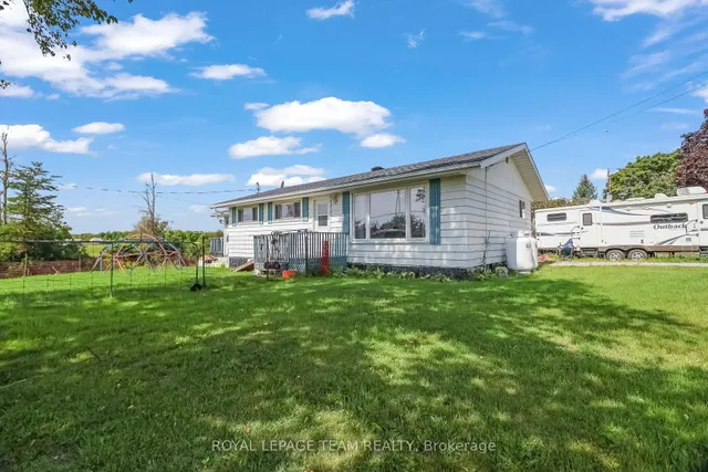 1289 Rosedale Rd, Smiths Falls 2