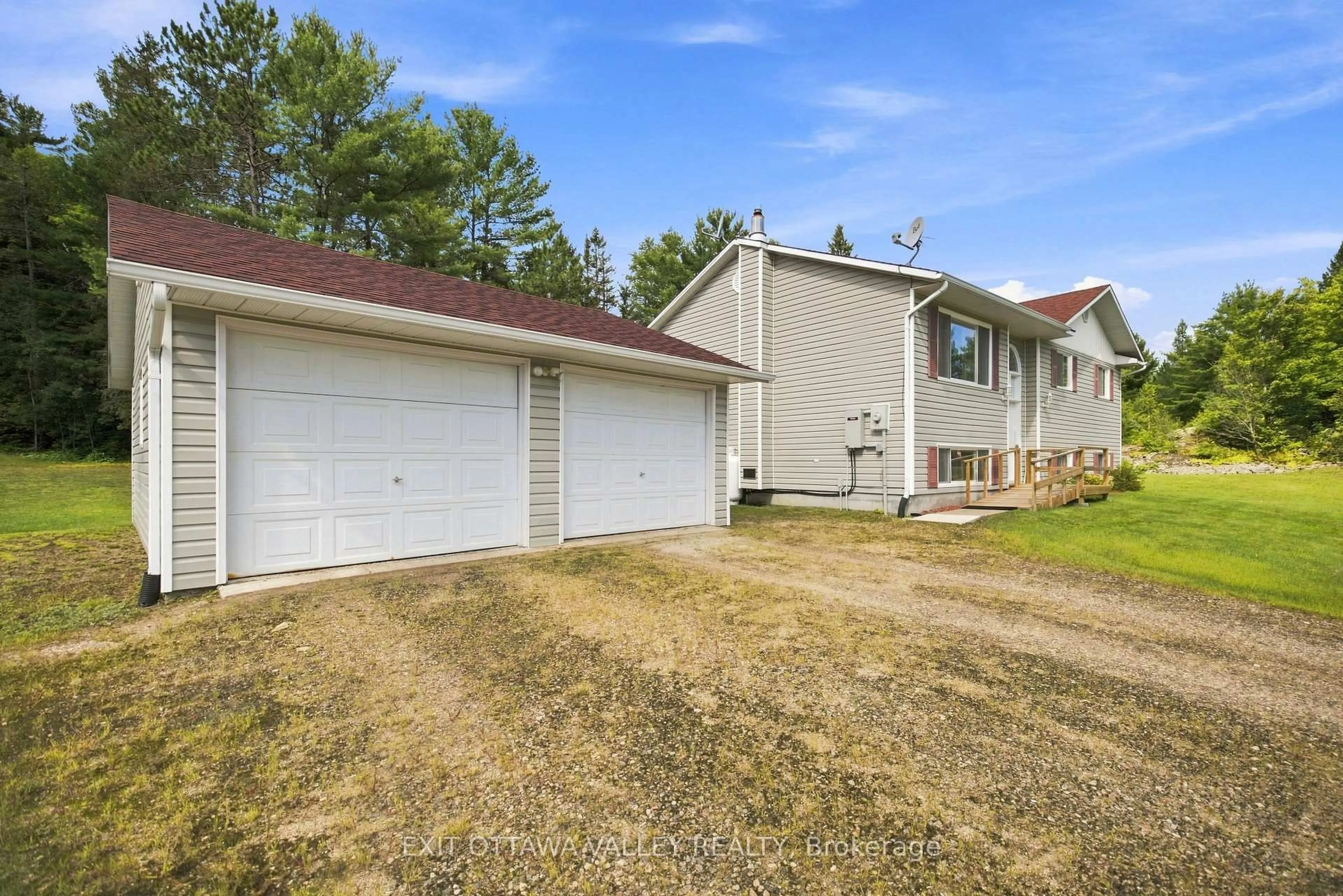 Home with vinyl exterior material, street for 64 Mackey Creek Rd, Mackey Ontario K0J 2B0