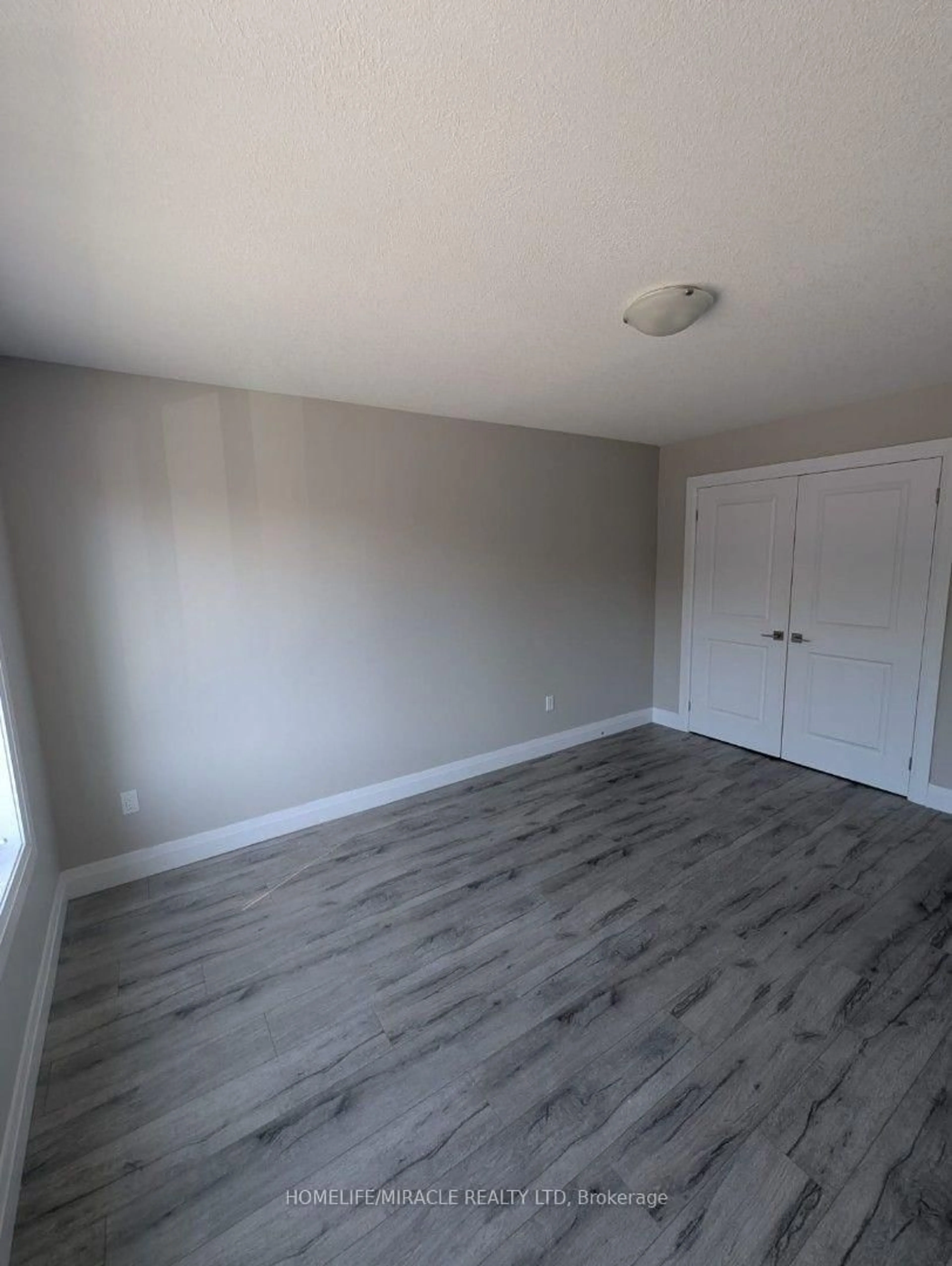 A pic of a room for 61 Vienna Rd #1, Tillsonburg Ontario N4G 0J6