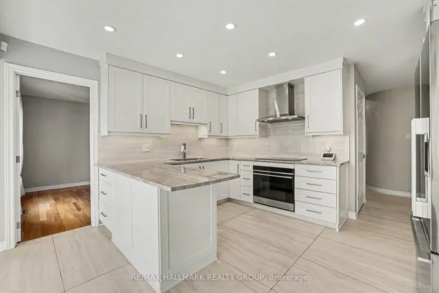 66 Bateman Dr, Ottawa 3