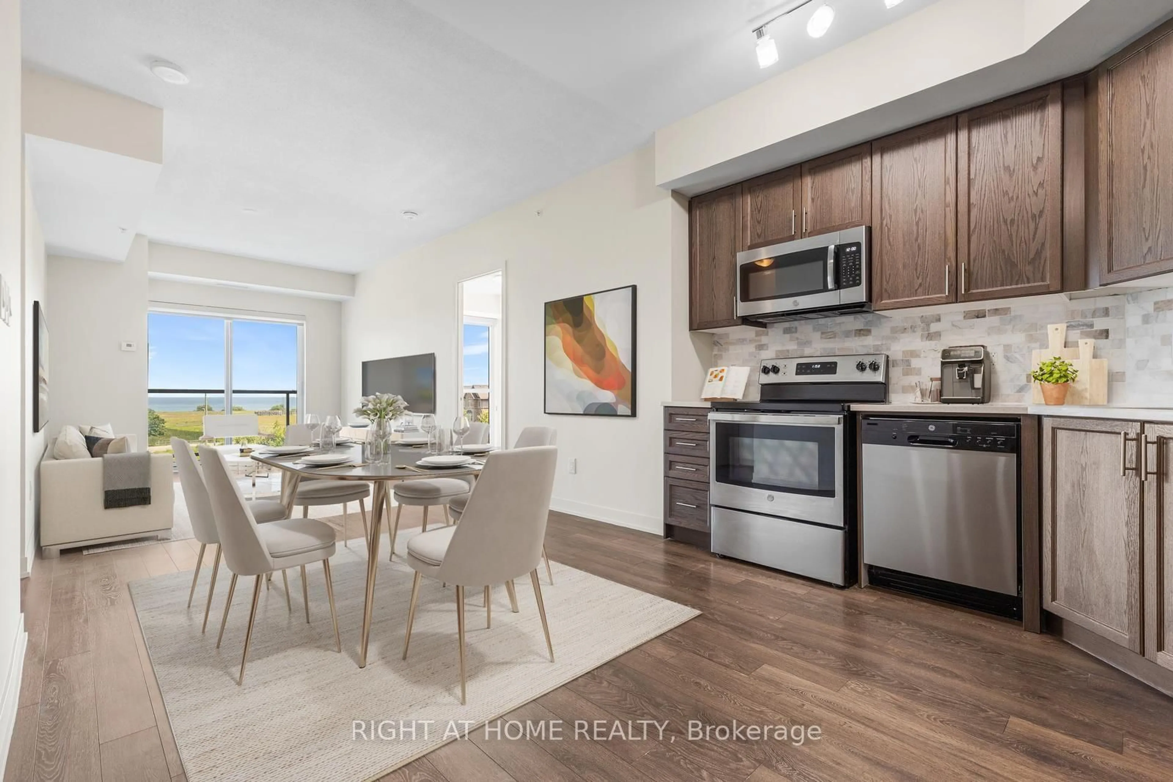 Open concept kitchen, unknown for 550 North Service Rd #319, Grimsby Ontario L3M 4E8