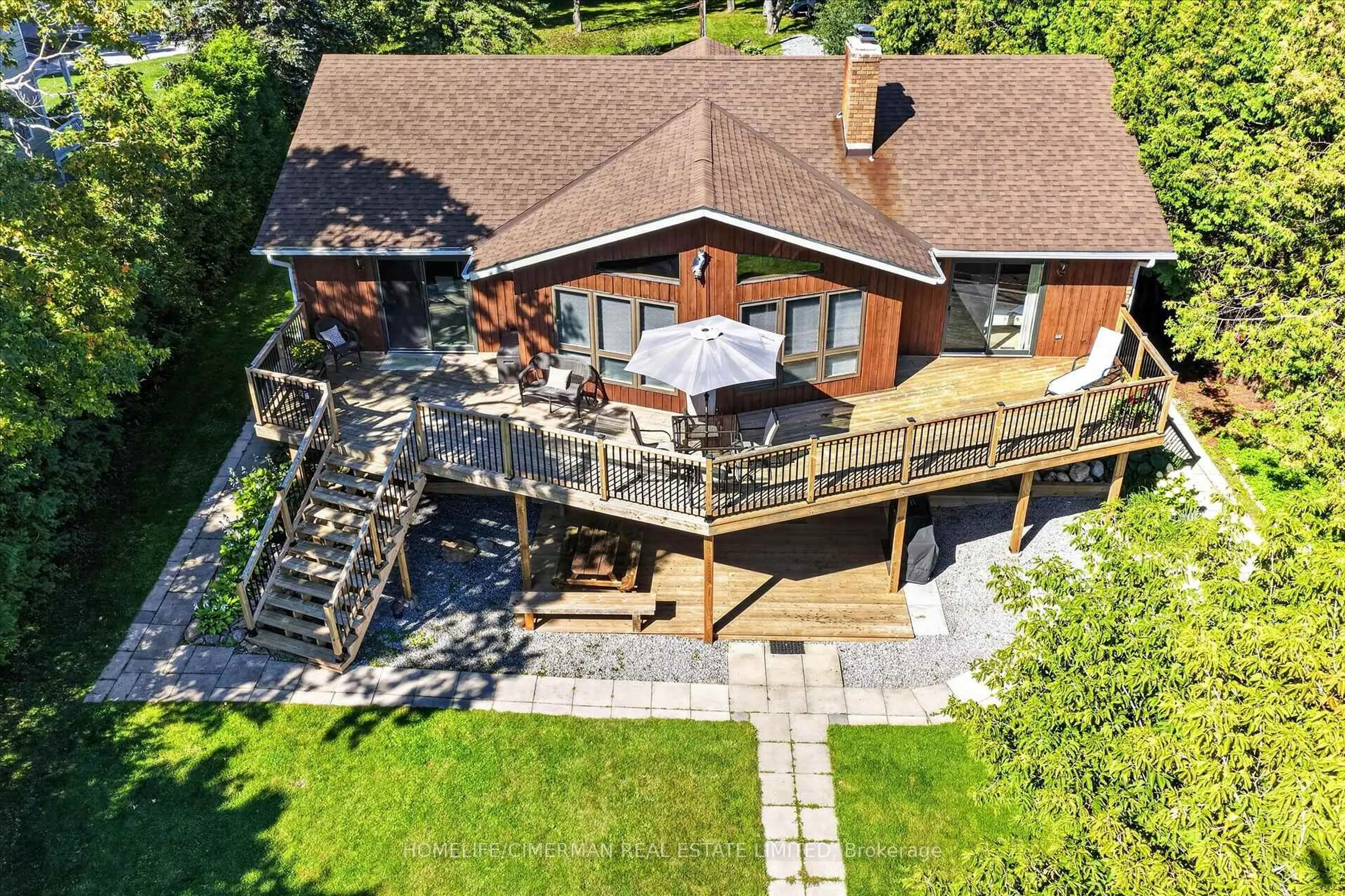 A pic from outside/outdoor area/front of a property/back of a property/a pic from drone, unknown for 45 Admiral Dr, Kawartha Lakes Ontario K0M 1G0