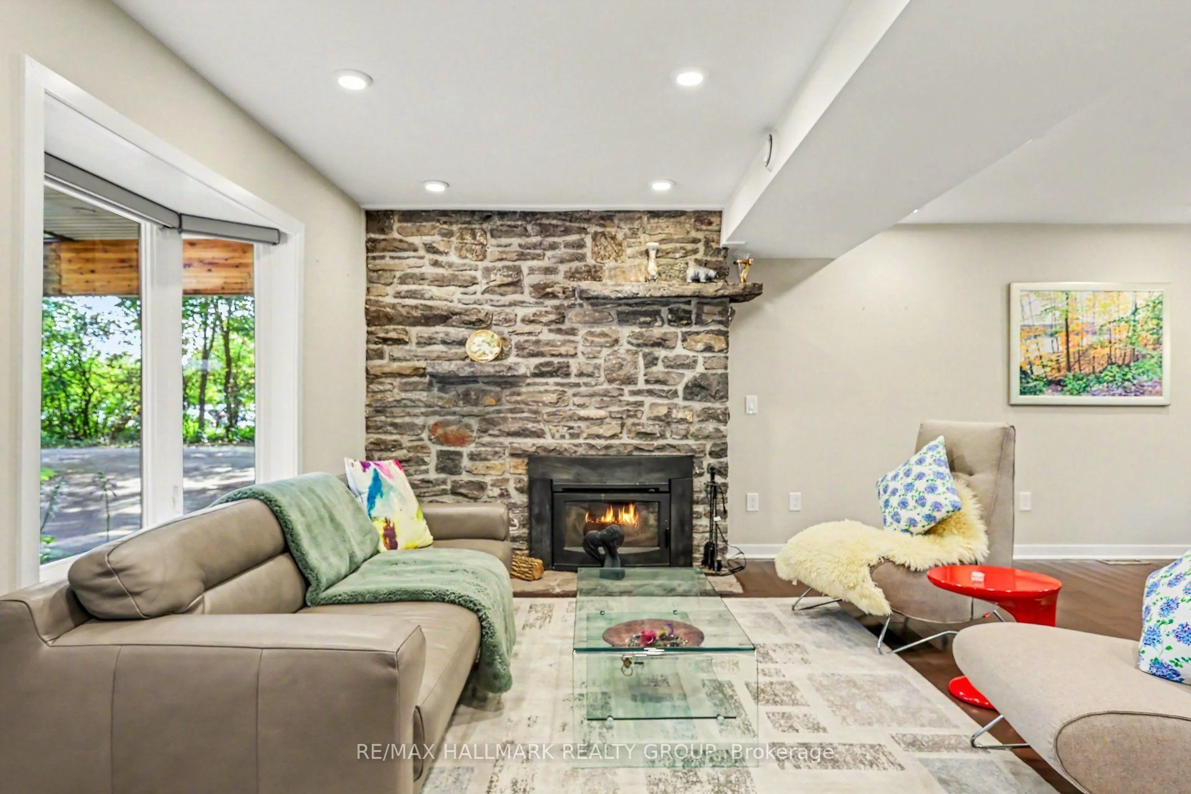 Living room with furniture, ceramic/tile floor for 20 Fairhaven Way, Ottawa Ontario K1K 0R3