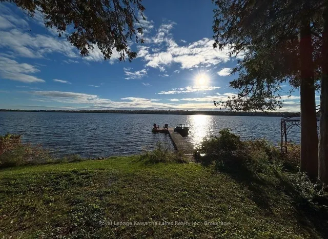 100 Pinewood Blvd, Kawartha Lakes 2