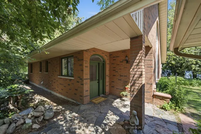 100 Pinewood Blvd, Kawartha Lakes 5