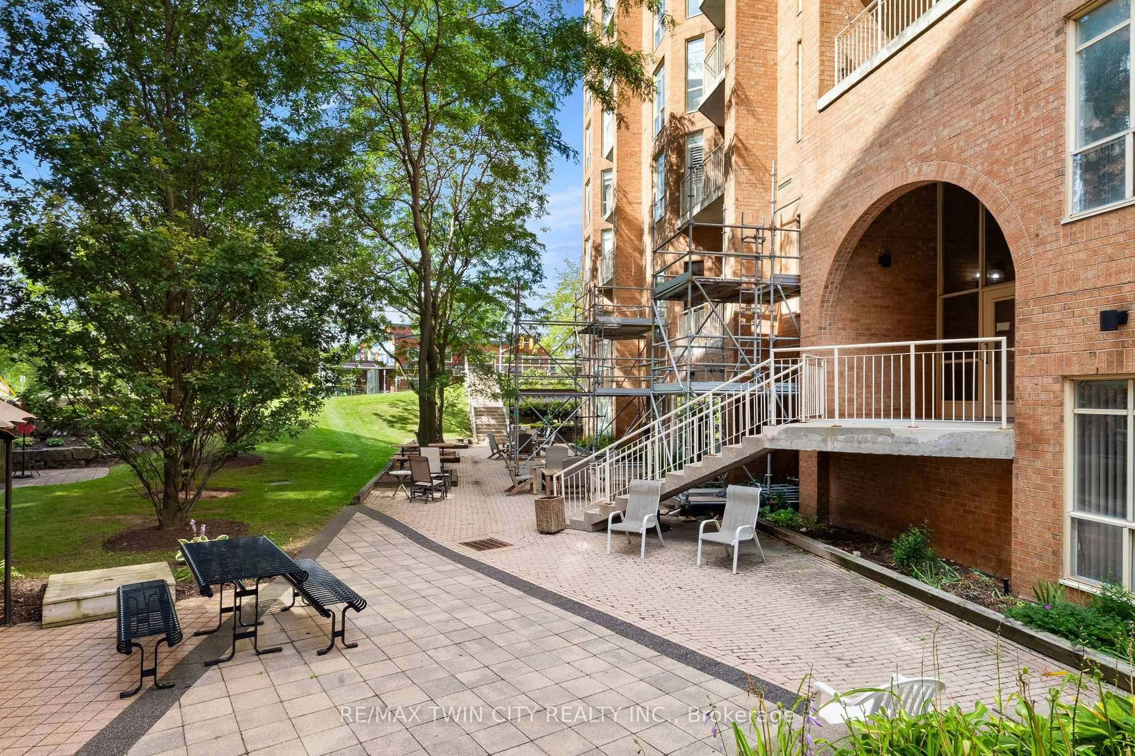 Patio, unknown for 1414 King St #207, Kitchener Ontario N2G 4T8