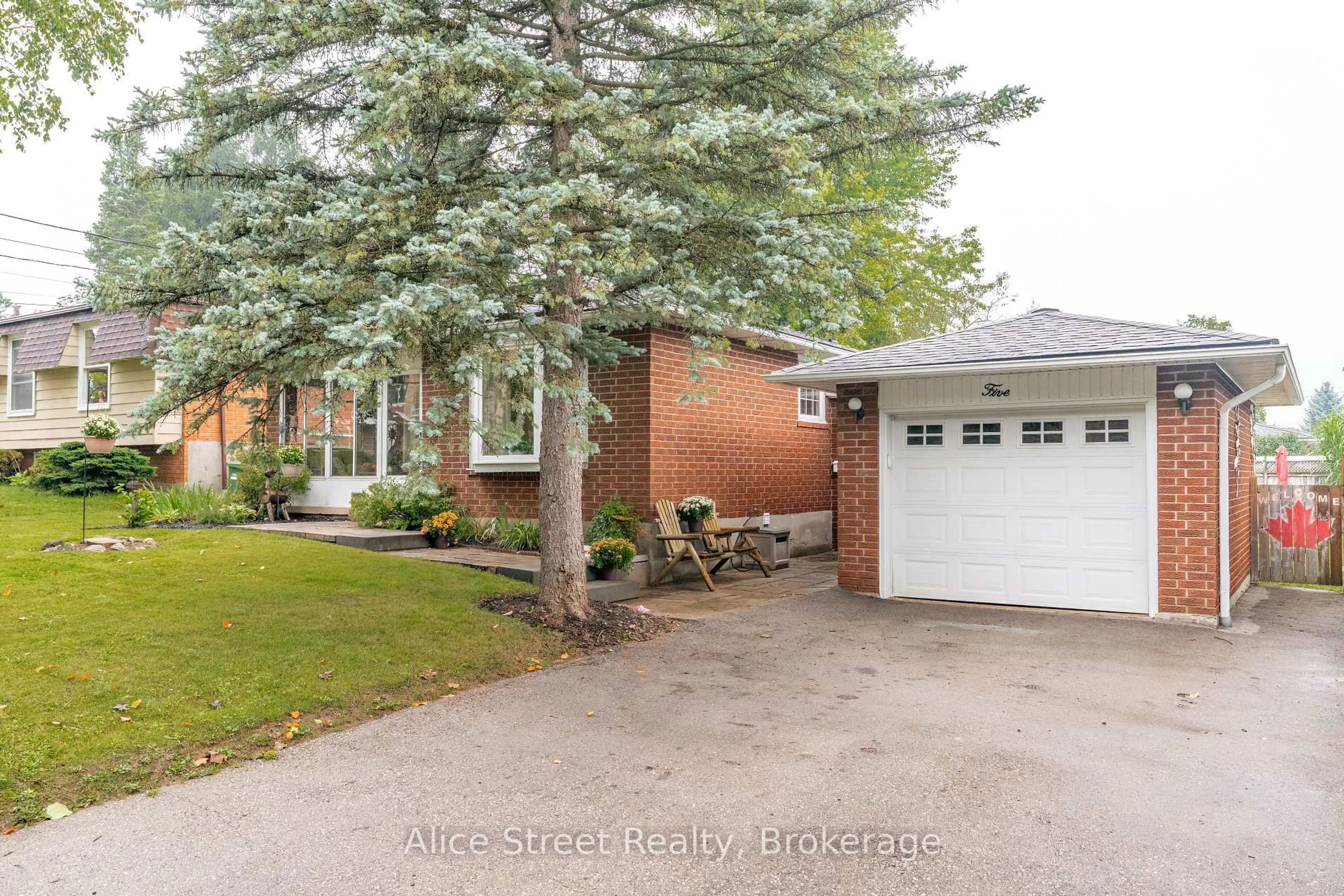 Home with brick exterior material, street for 5 Glenbrook Dr, Guelph Ontario N1E 1B1