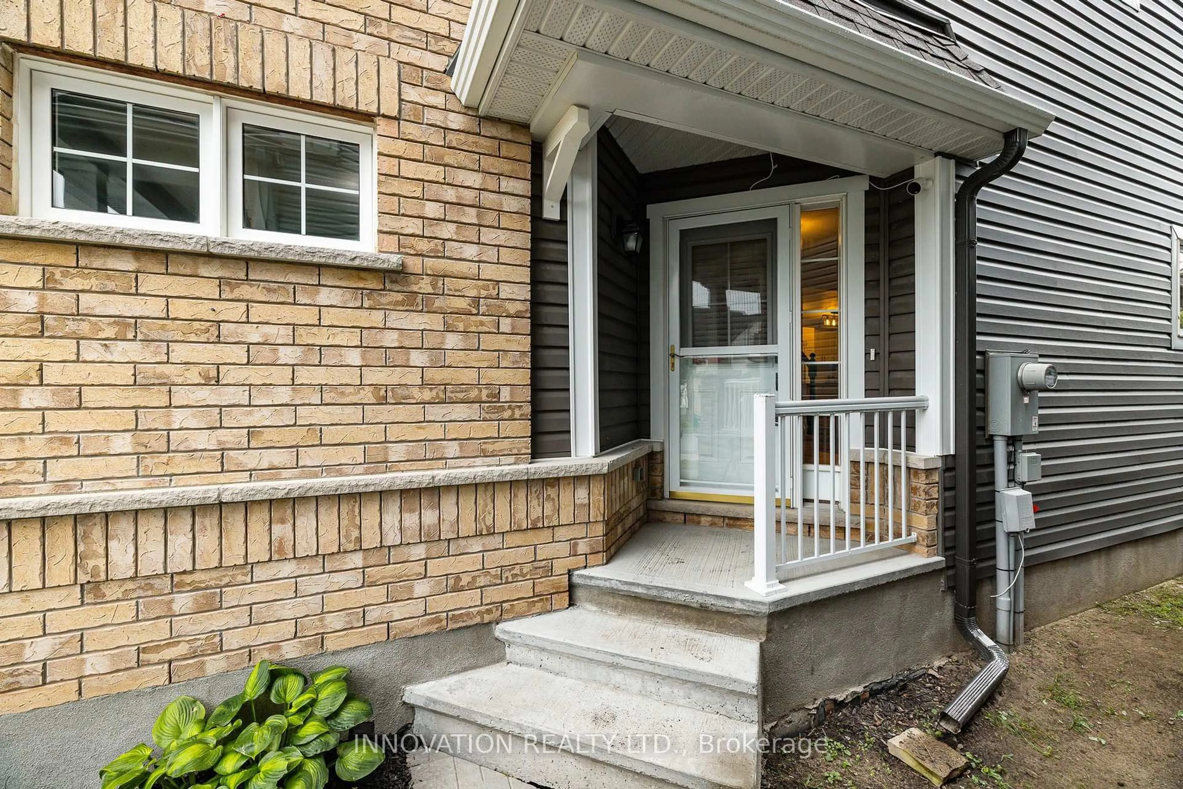 Home with brick exterior material, street for 366 Meadowbreeze Dr, Ottawa Ontario K2M 0K3
