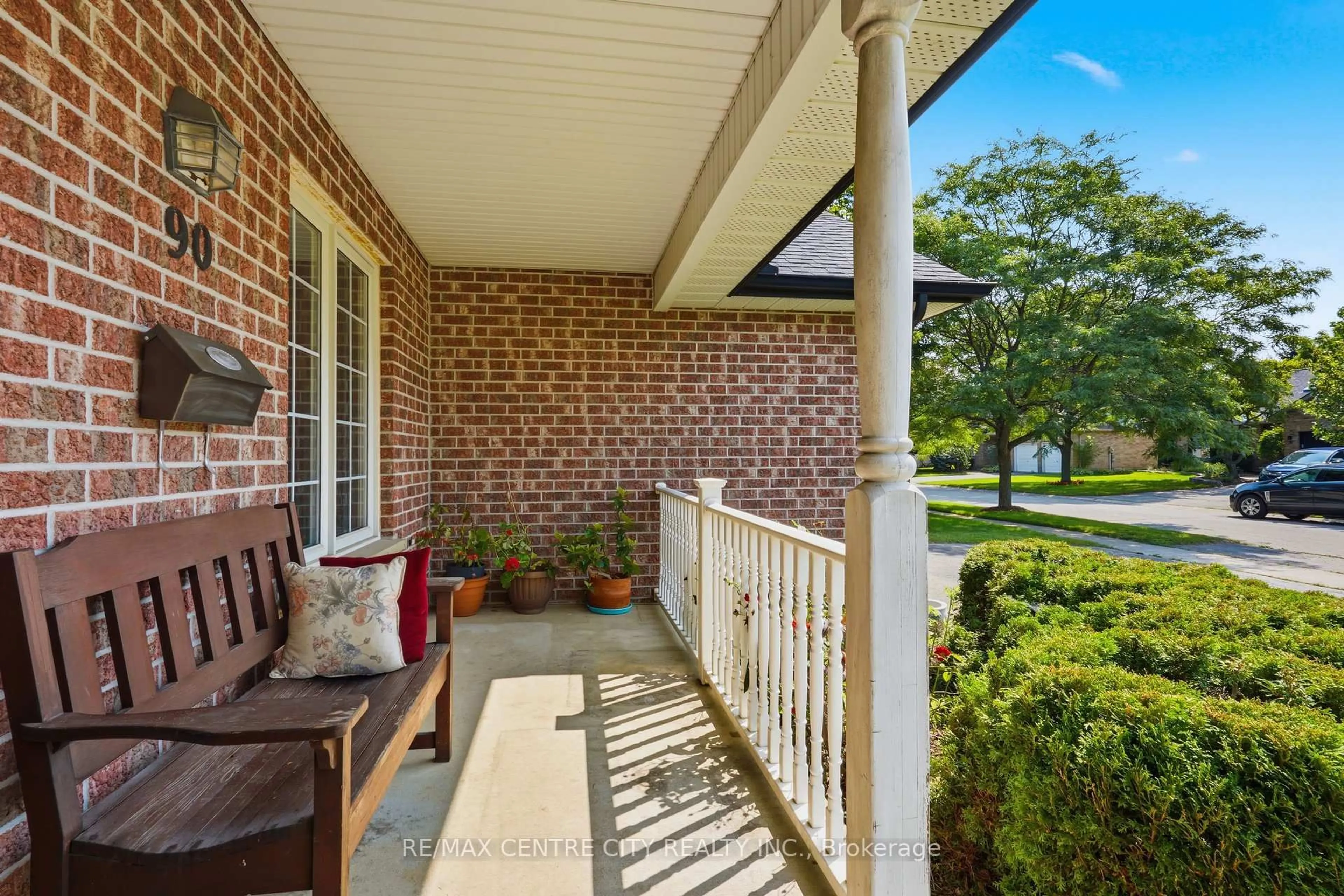 Patio, water/lake/river/ocean view for 90 Moraine Cres, London North Ontario N6G 4Z1