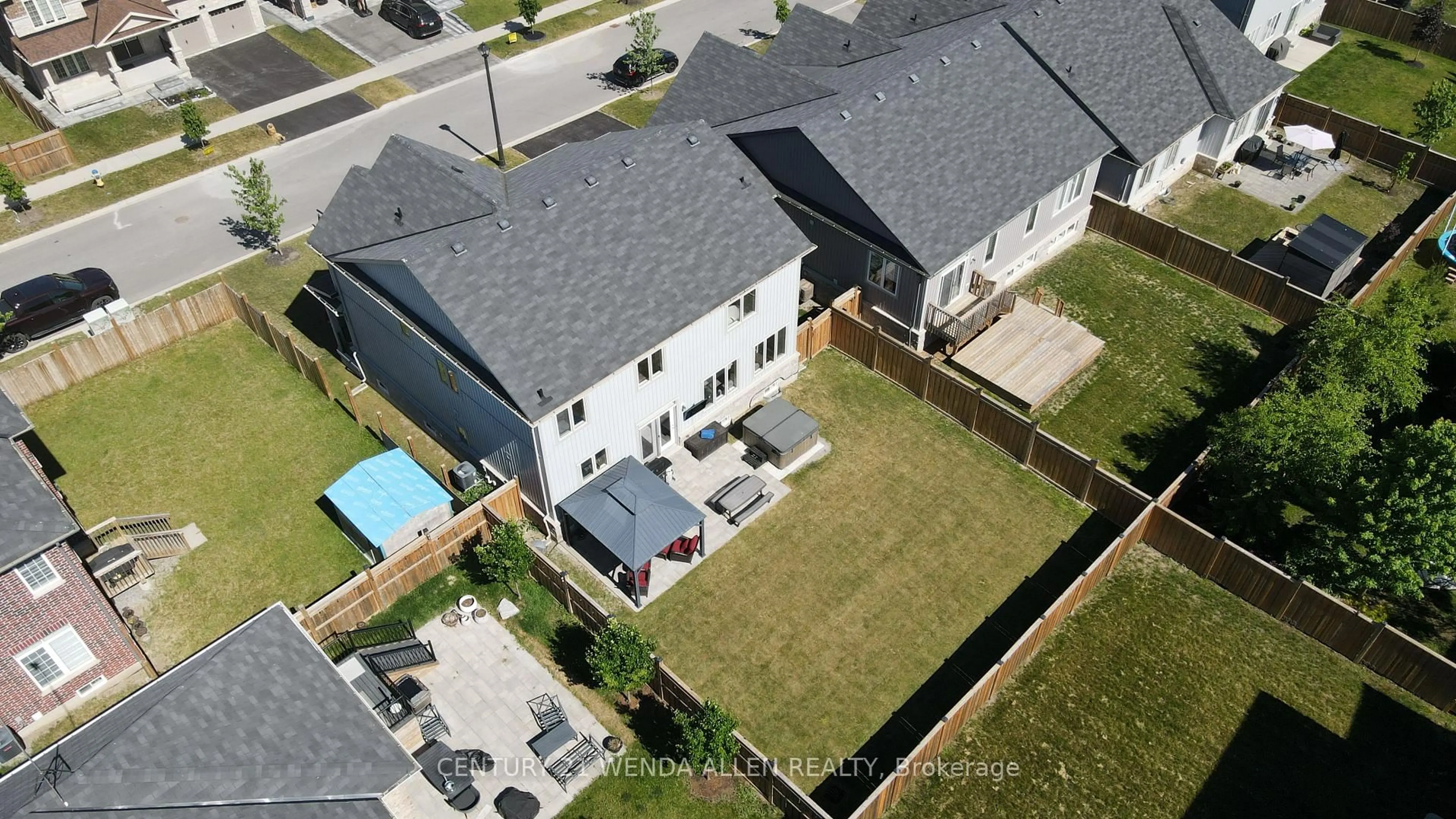 A pic from outside/outdoor area/front of a property/back of a property/a pic from drone, street for 6 Timber Dr, Cavan Monaghan Ontario L0A 1G0
