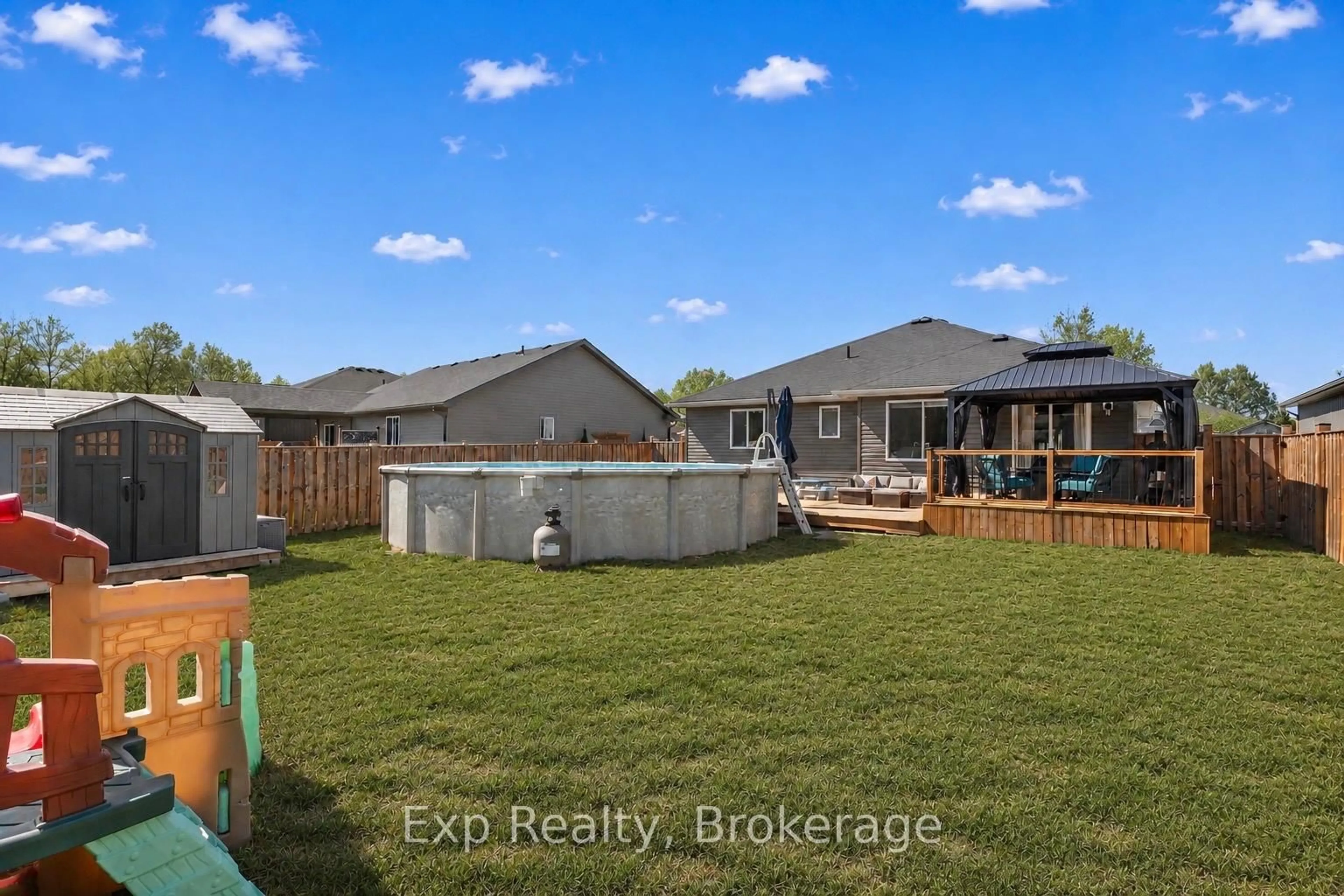 A pic from outside/outdoor area/front of a property/back of a property/a pic from drone, water/lake/river/ocean view for 47 Birchmount St, Quinte West Ontario K8V 0C6