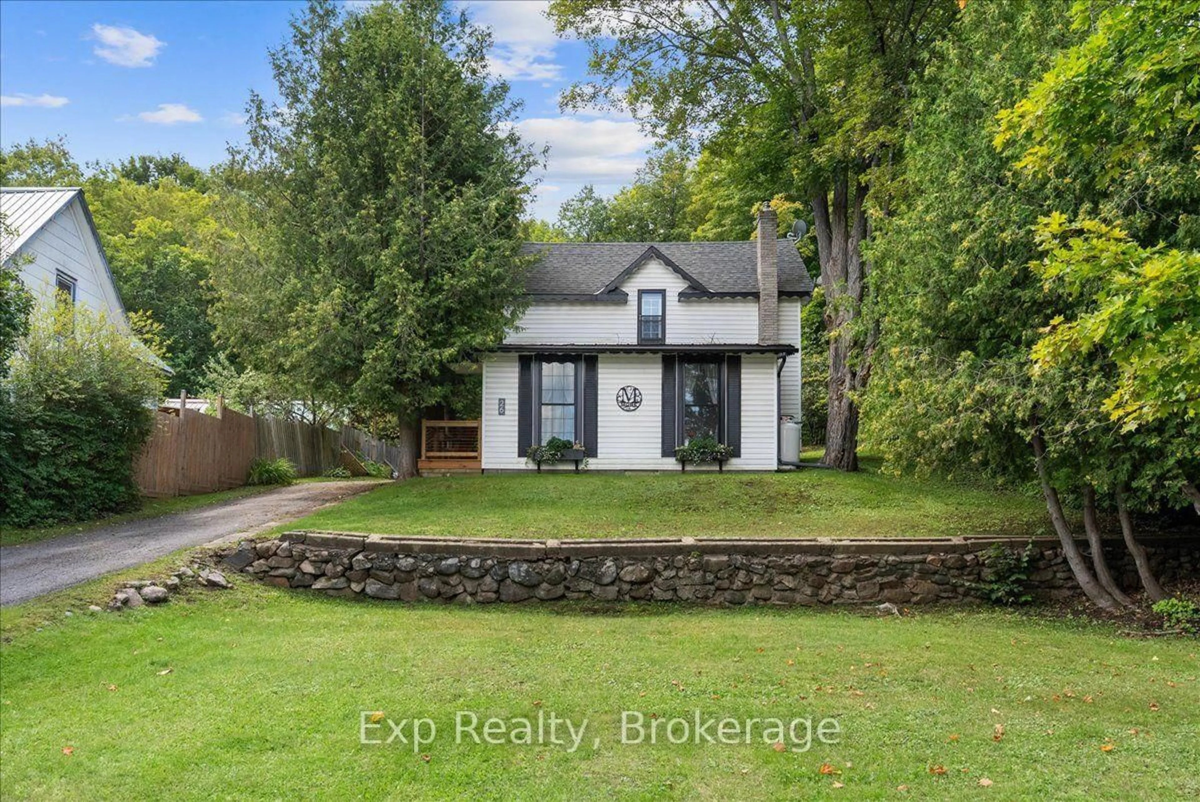 A pic from outside/outdoor area/front of a property/back of a property/a pic from drone, street for 26 Sherbourne St, Bancroft Ontario K0L 1C0