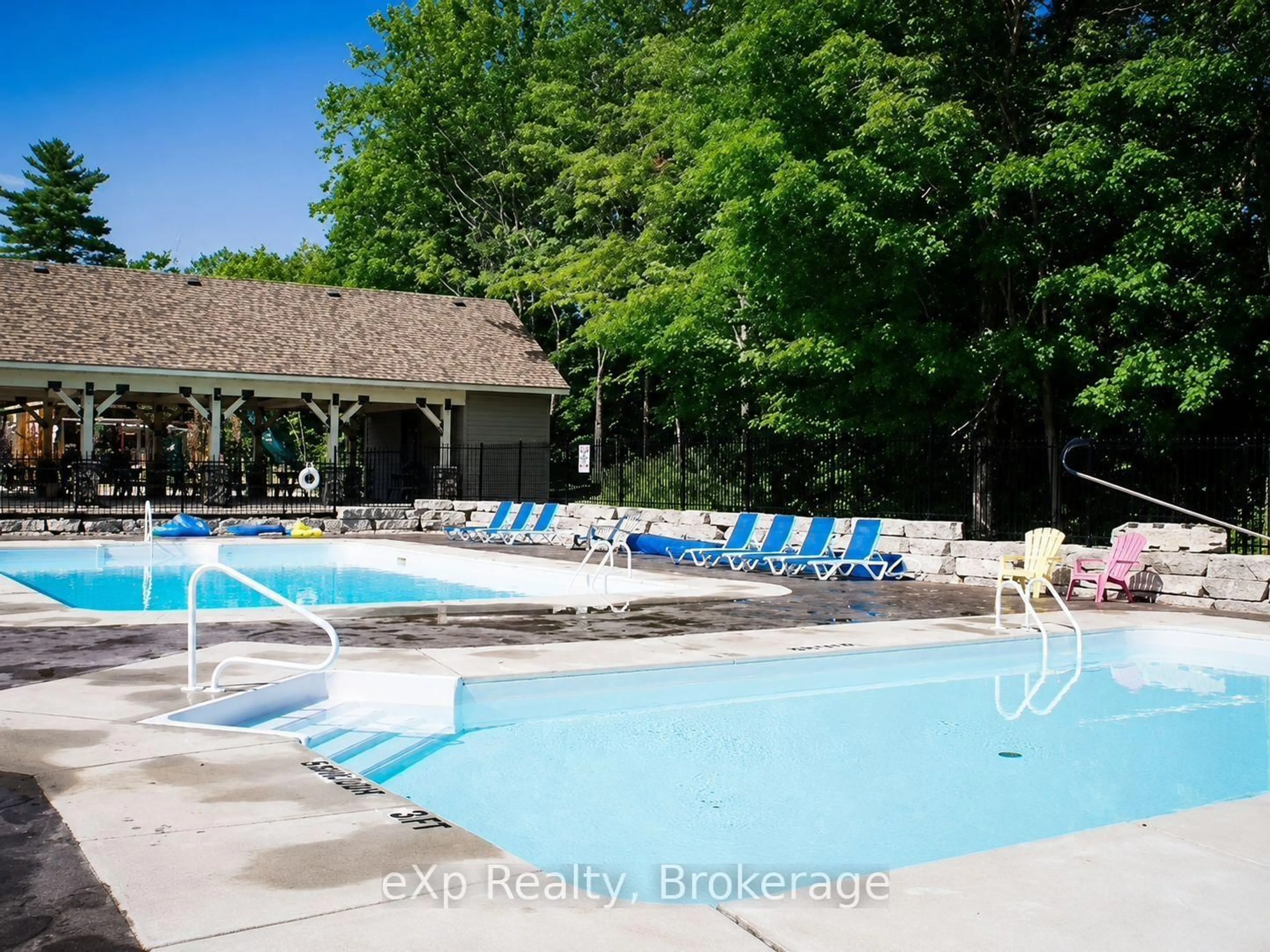Pool for 1336 Morrison Lake Rd #Riverside 36, Gravenhurst Ontario P0E 1G0