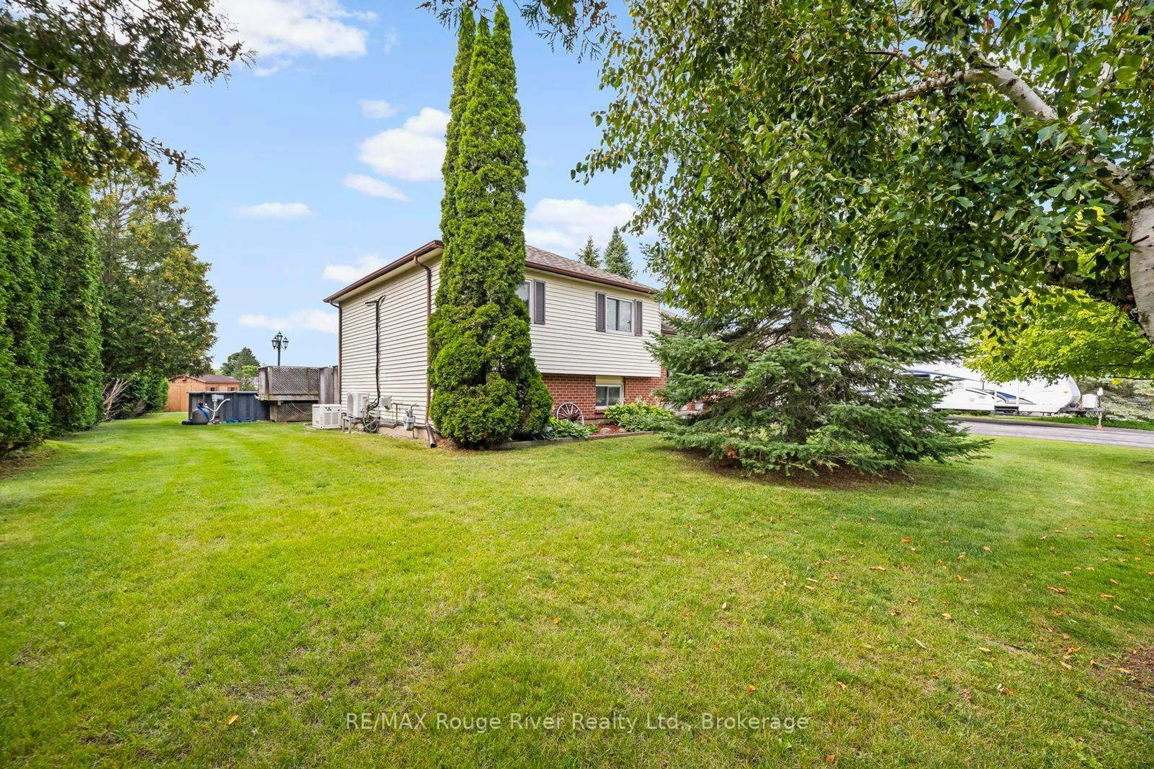 Unknown for 6 Hamilton Dr, Kawartha Lakes Ontario L0A 1A0