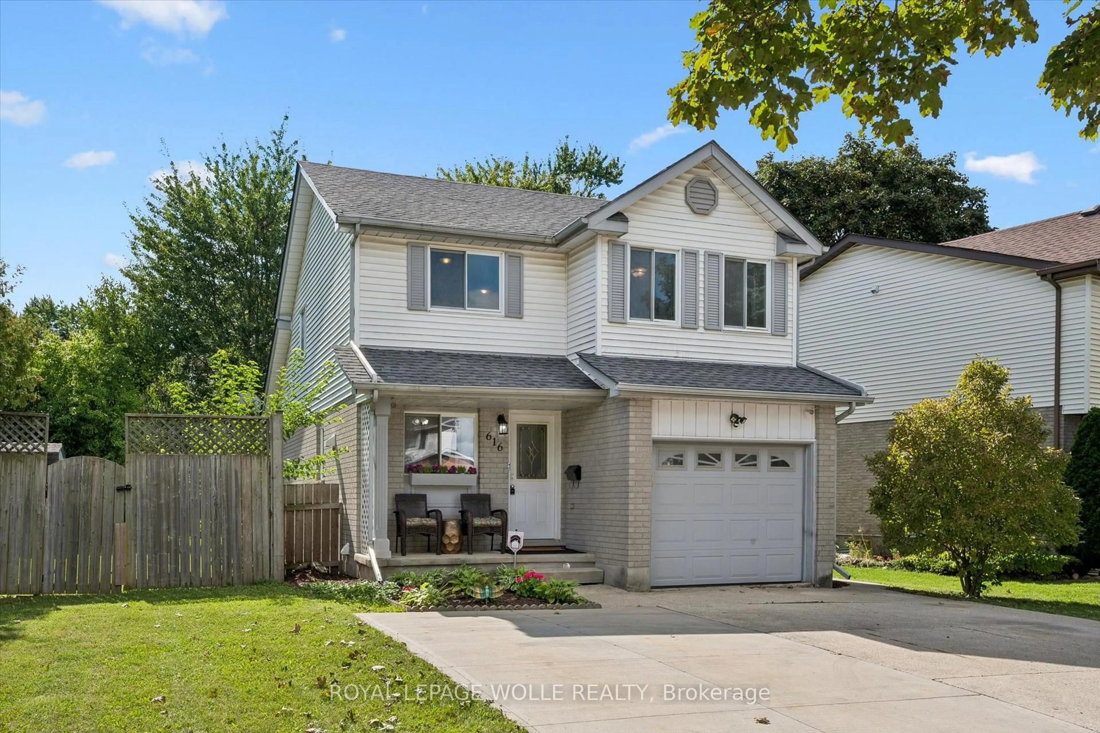 Home with vinyl exterior material, street for 616 Westheights Dr, Kitchener Ontario N2N 2Z2