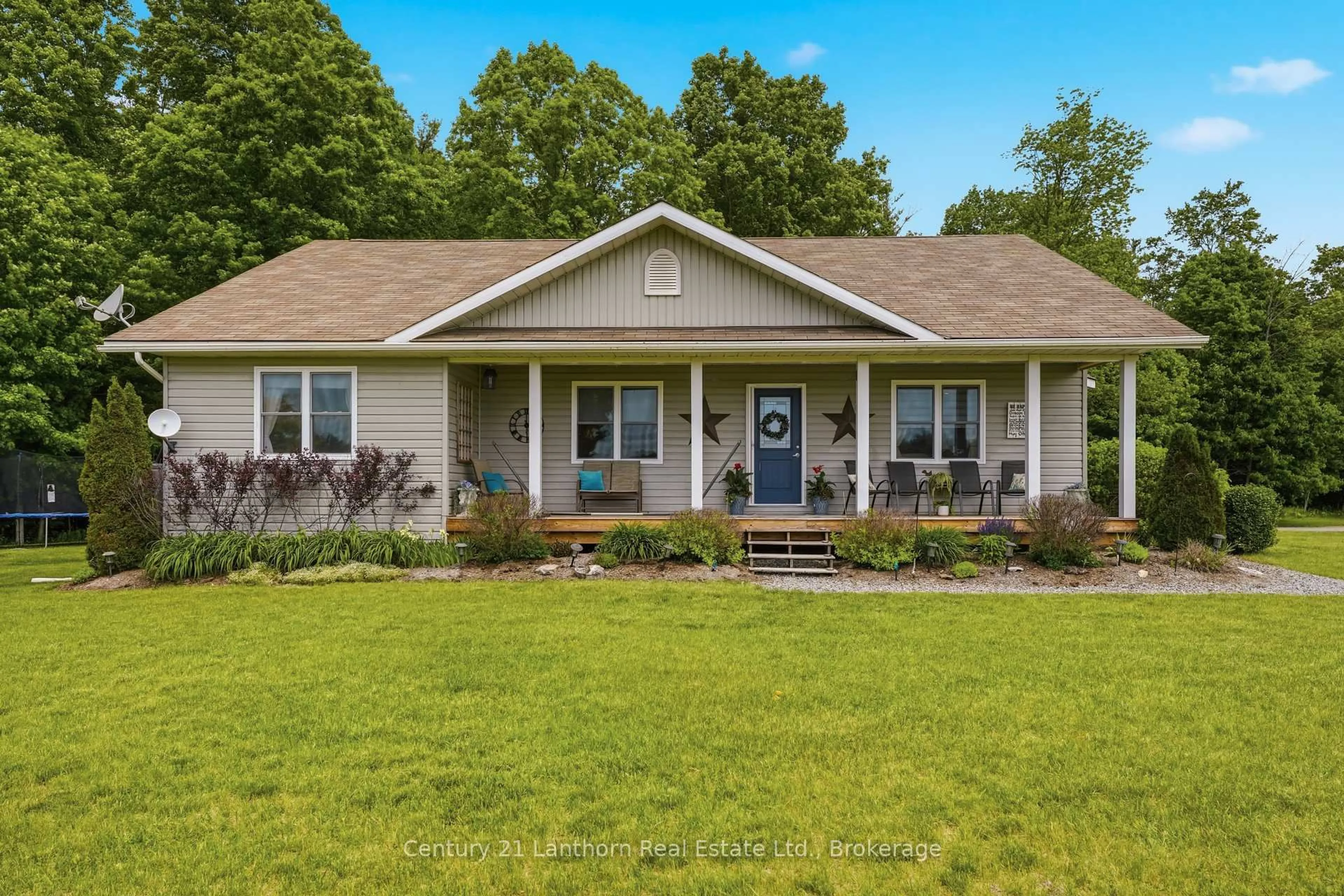 Home with vinyl exterior material, unknown for 198 Skinkle Rd, Trent Hills Ontario K0K 3K0