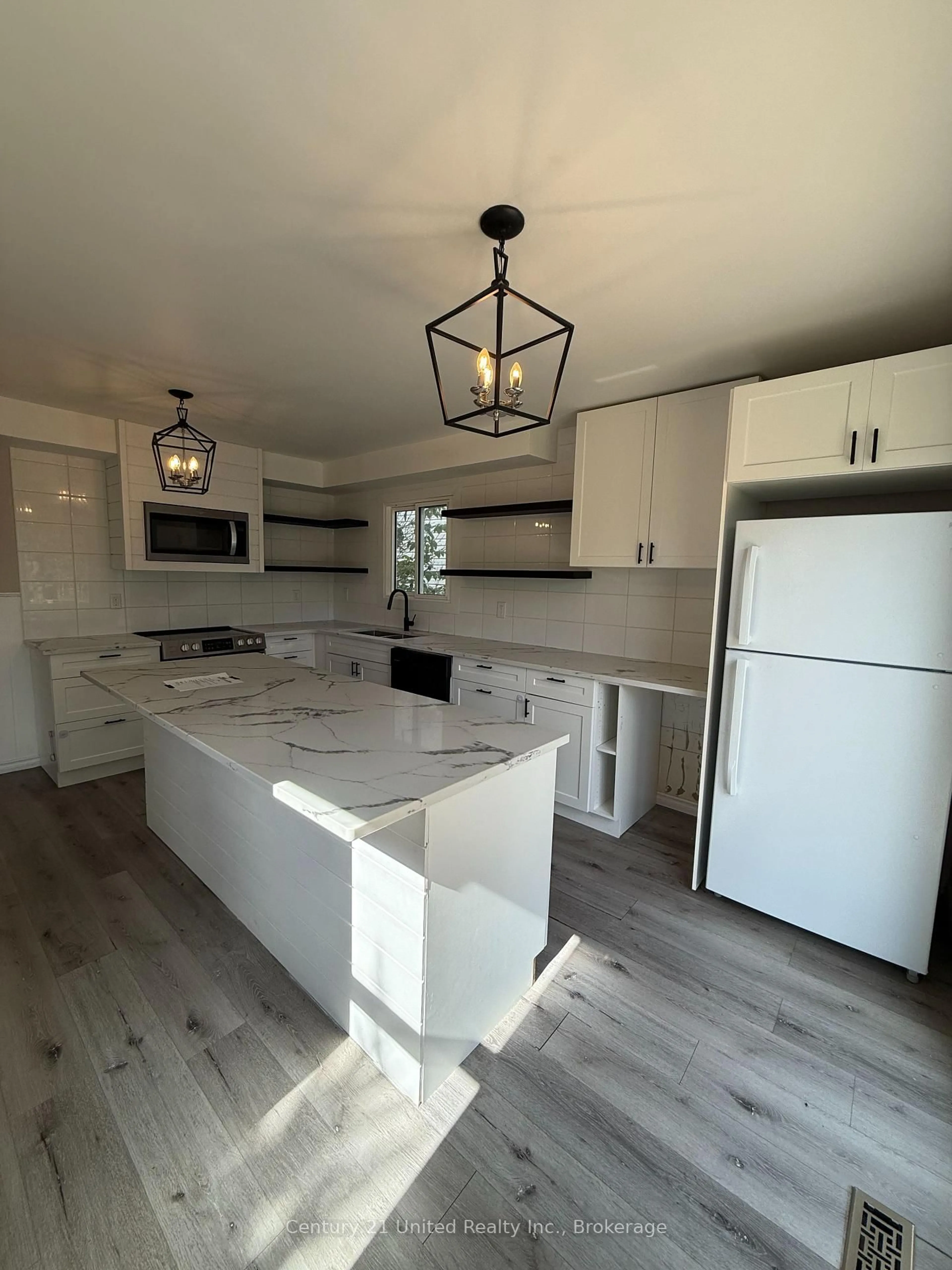 Open concept kitchen, unknown for 26 Maple Ave, Asphodel-Norwood Ontario K0L 2V0