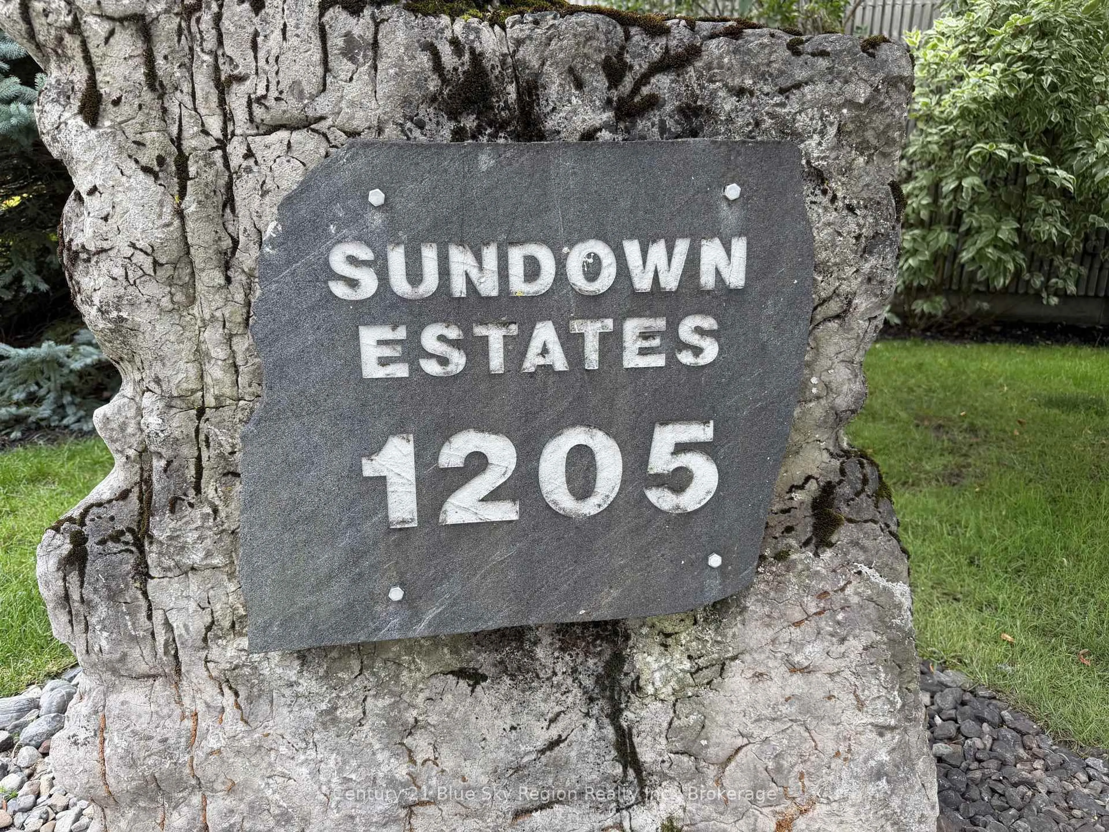 A pic from outside/outdoor area/front of a property/back of a property/a pic from drone, street for 1205 PREMIER Rd #14, North Bay Ontario P1A 2J3
