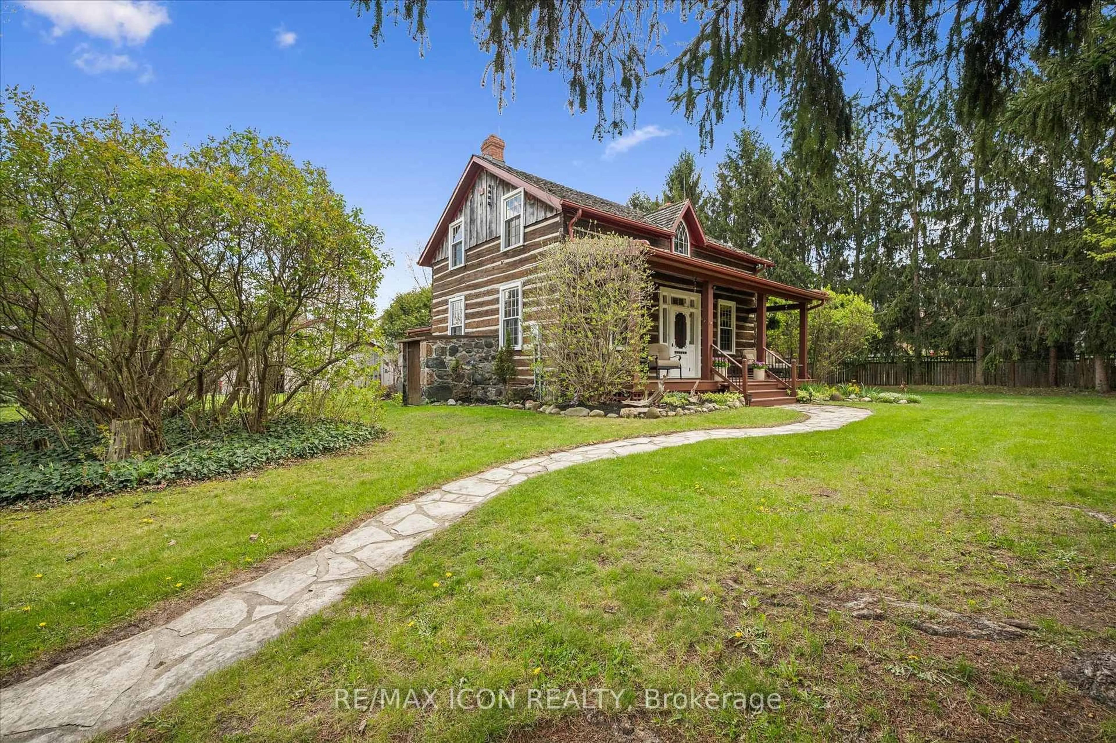 A pic from outside/outdoor area/front of a property/back of a property/a pic from drone, unknown for 630 Robert Ferrie Dr, Kitchener Ontario N2P 2R4