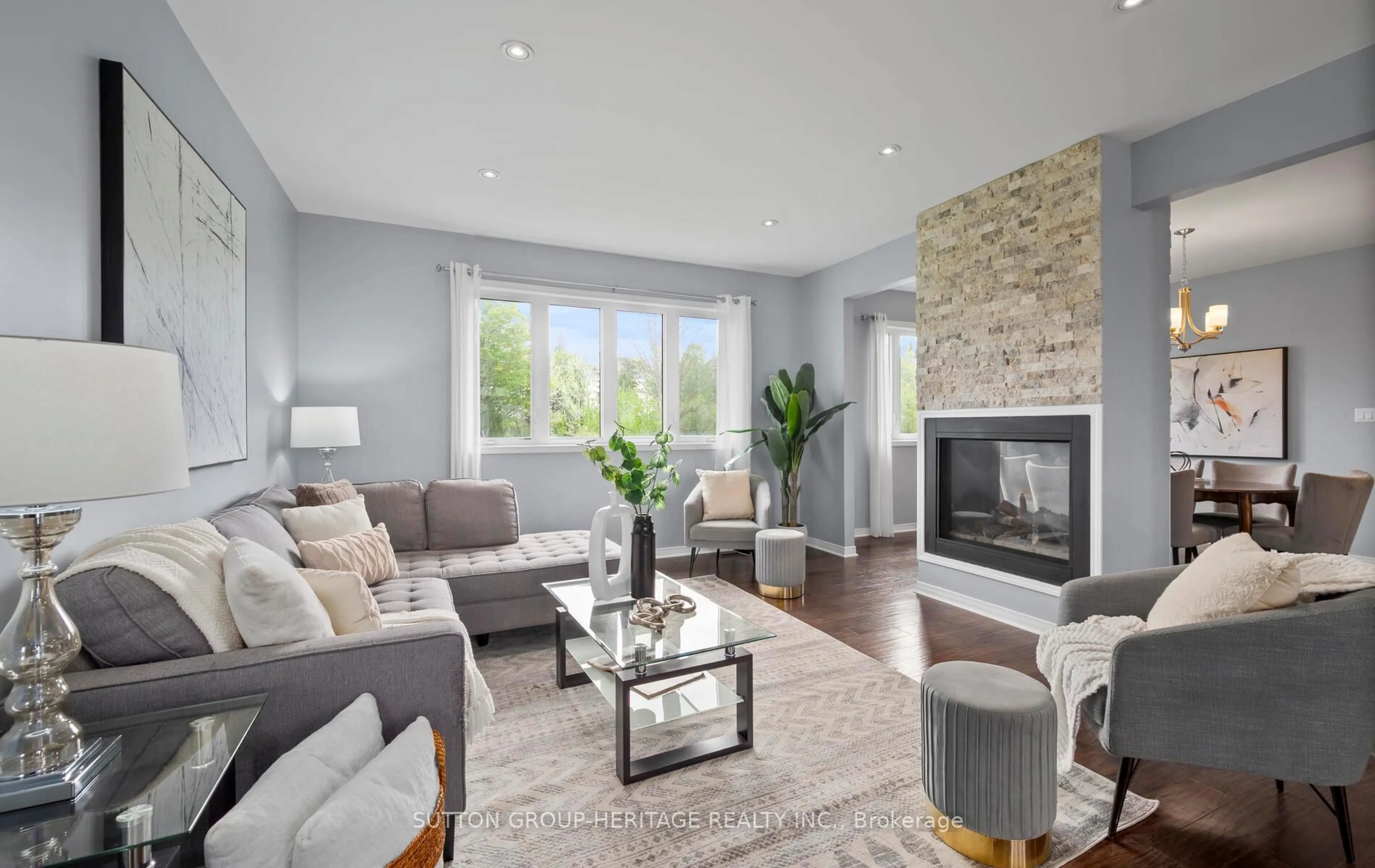 Living room with furniture, unknown for 61 Songbird Cres, Kawartha Lakes Ontario K9V 0A9