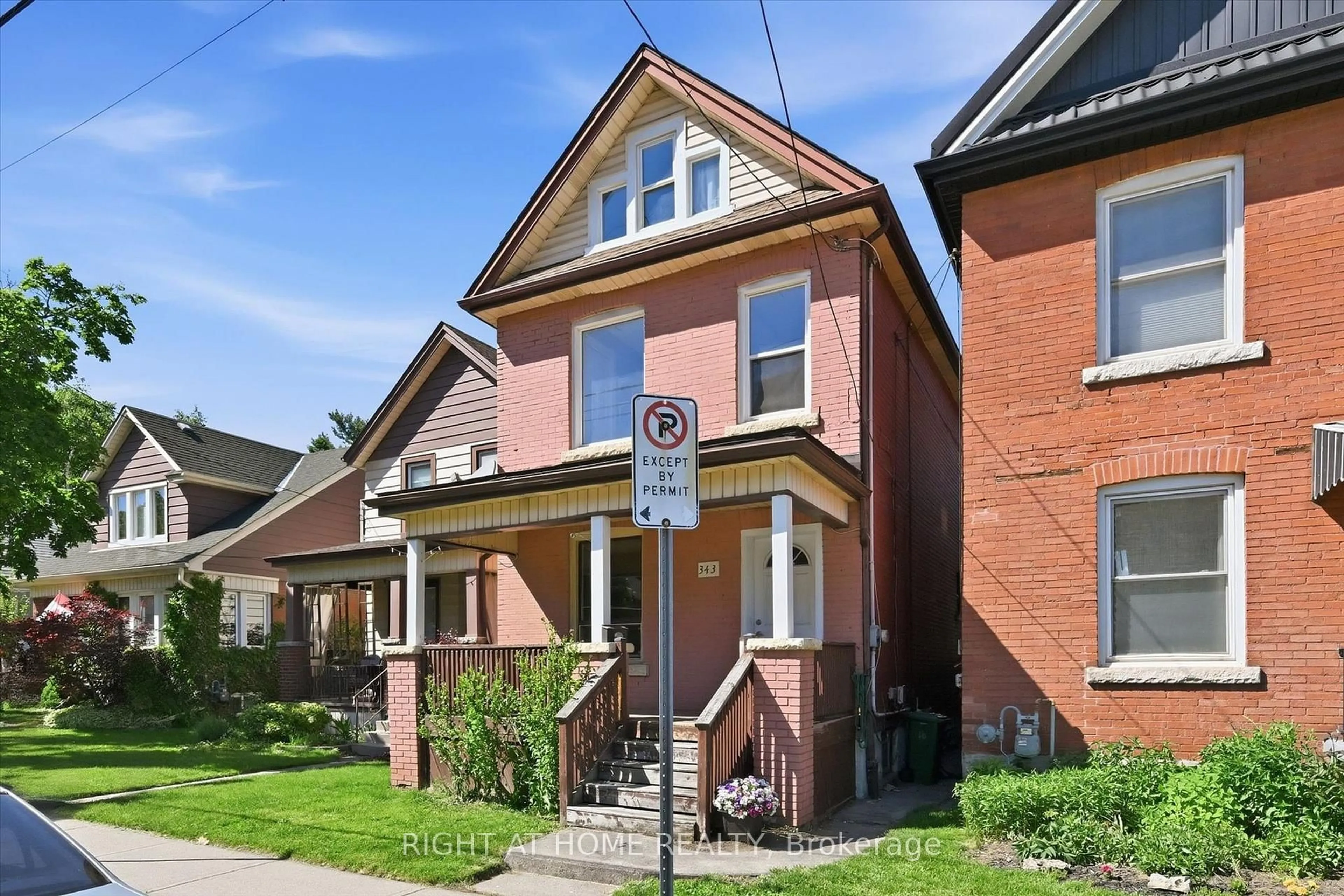 Home with brick exterior material, street for 343 Cumberland Ave, Hamilton Ontario L8M 2A4