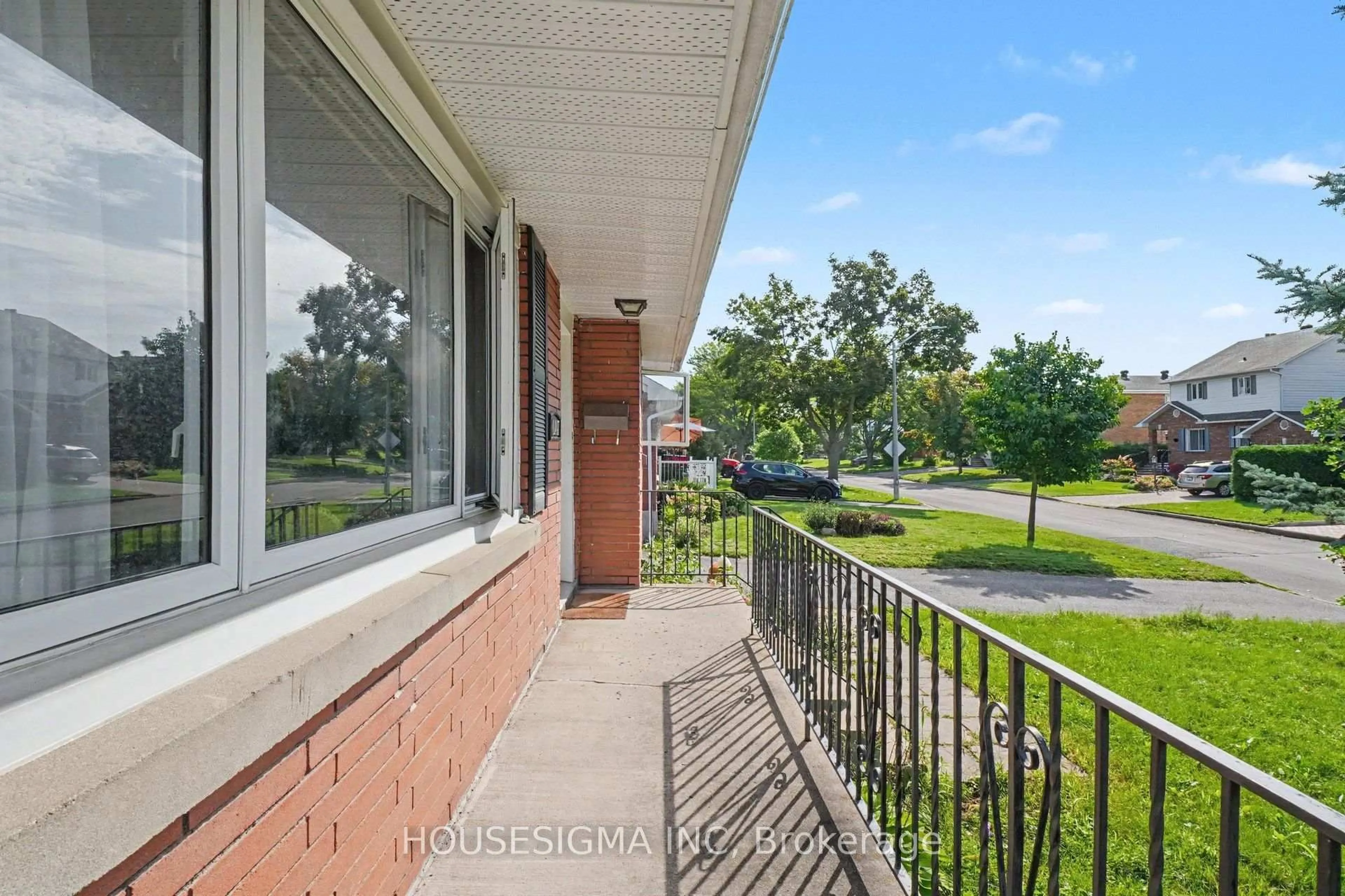Unknown for 1047 Richard Ave, Ottawa Ontario K1H 8C3