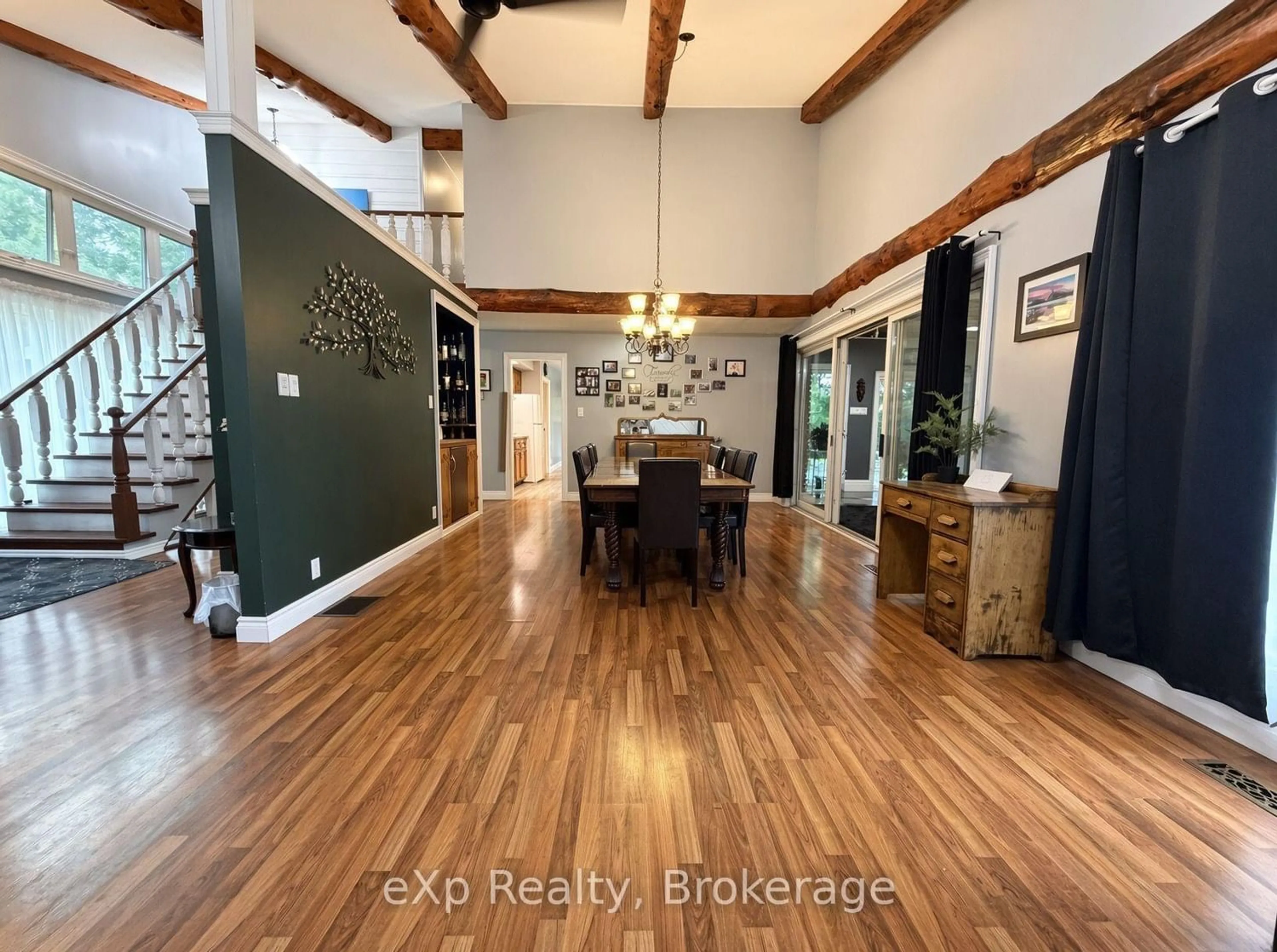 Indoor entryway for 191 5B Sdrd, South Bruce Ontario N0G 1W0
