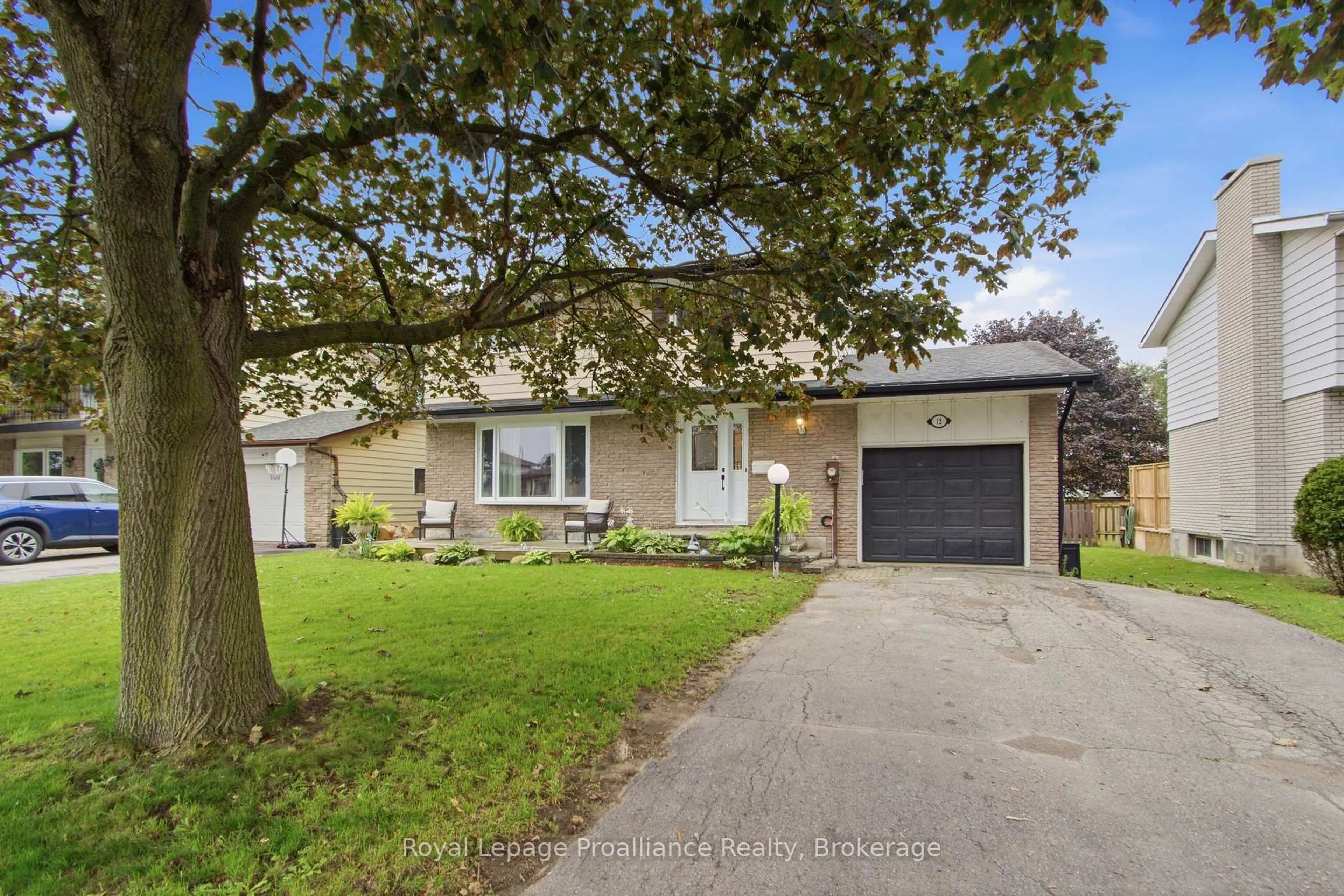 Unknown for 12 O'Neil Cres, Quinte West Ontario K8V 5Y6