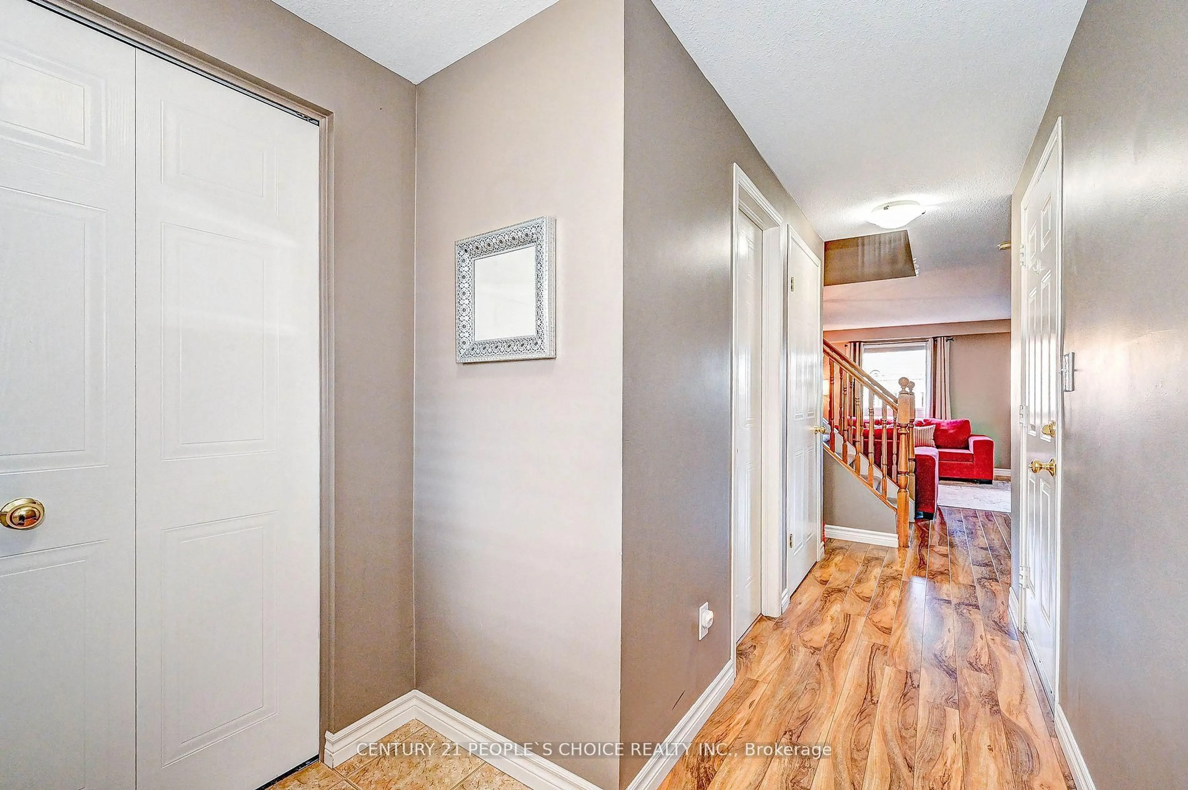 Indoor entryway for 155 Prosperity Dr, Kitchener Ontario N2E 4E8