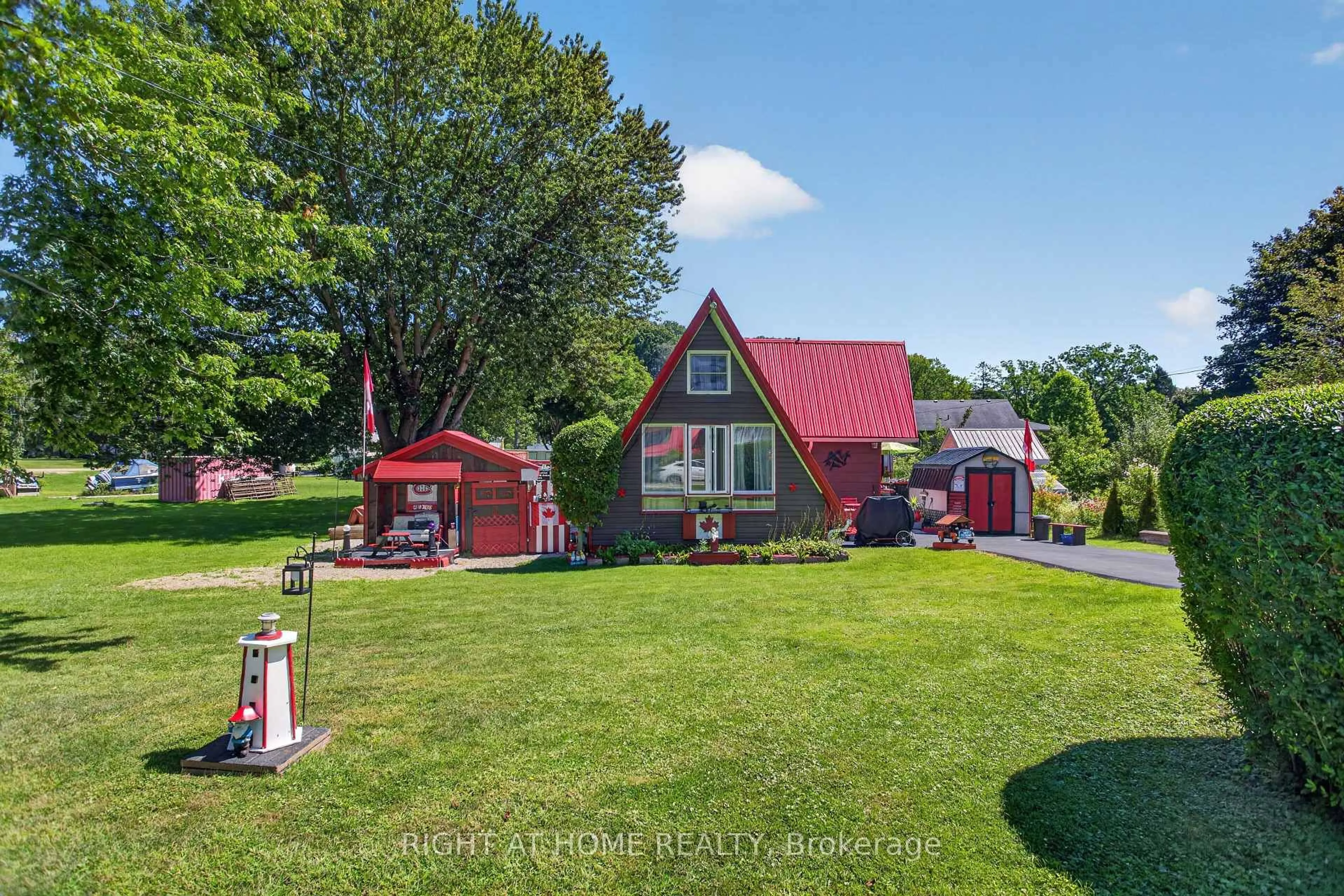 A pic from outside/outdoor area/front of a property/back of a property/a pic from drone, unknown for 3612 Imperial Rd, Malahide Ontario N5H 2R2