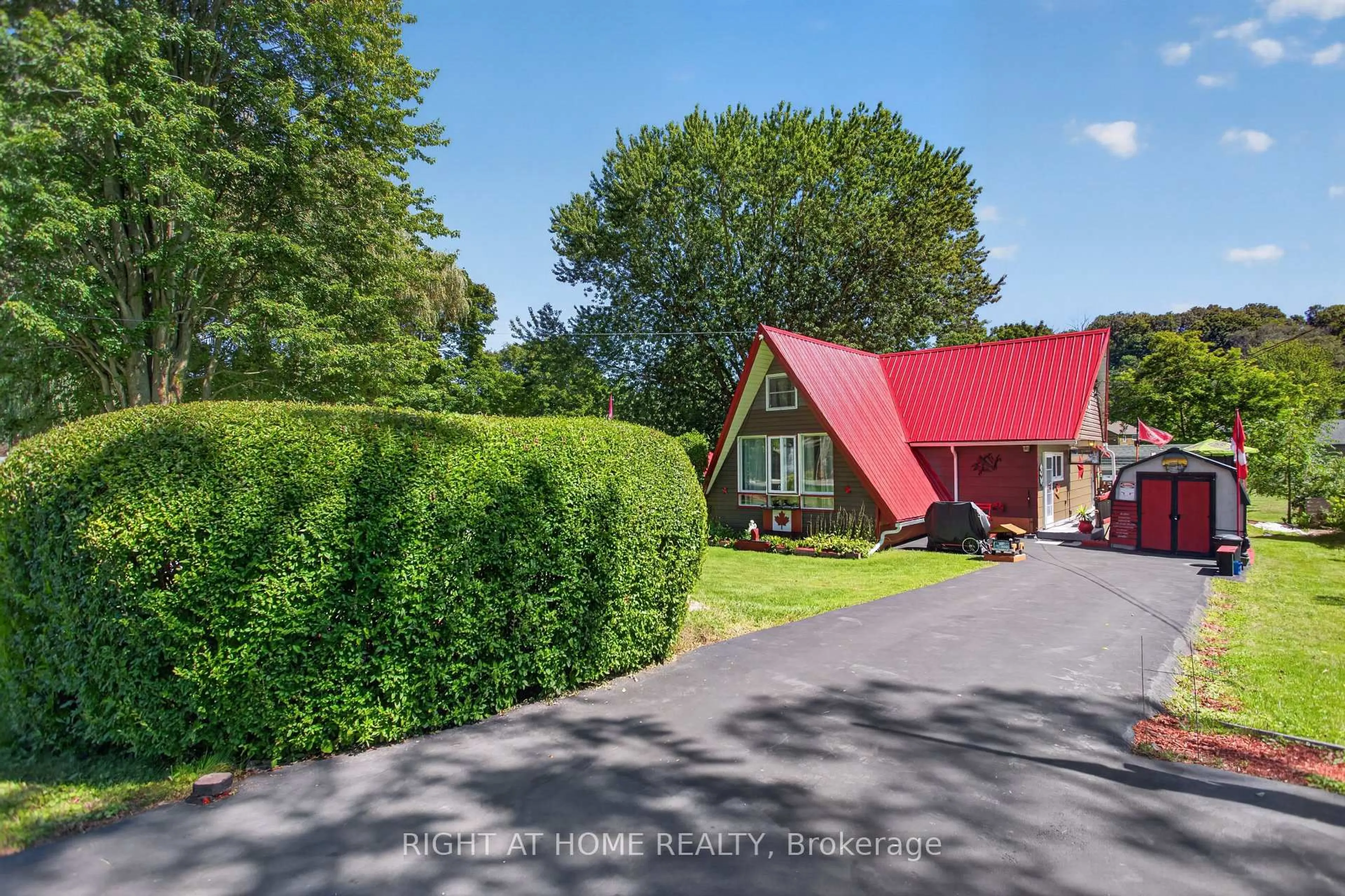 A pic from outside/outdoor area/front of a property/back of a property/a pic from drone, street for 3612 Imperial Rd, Malahide Ontario N5H 2R2