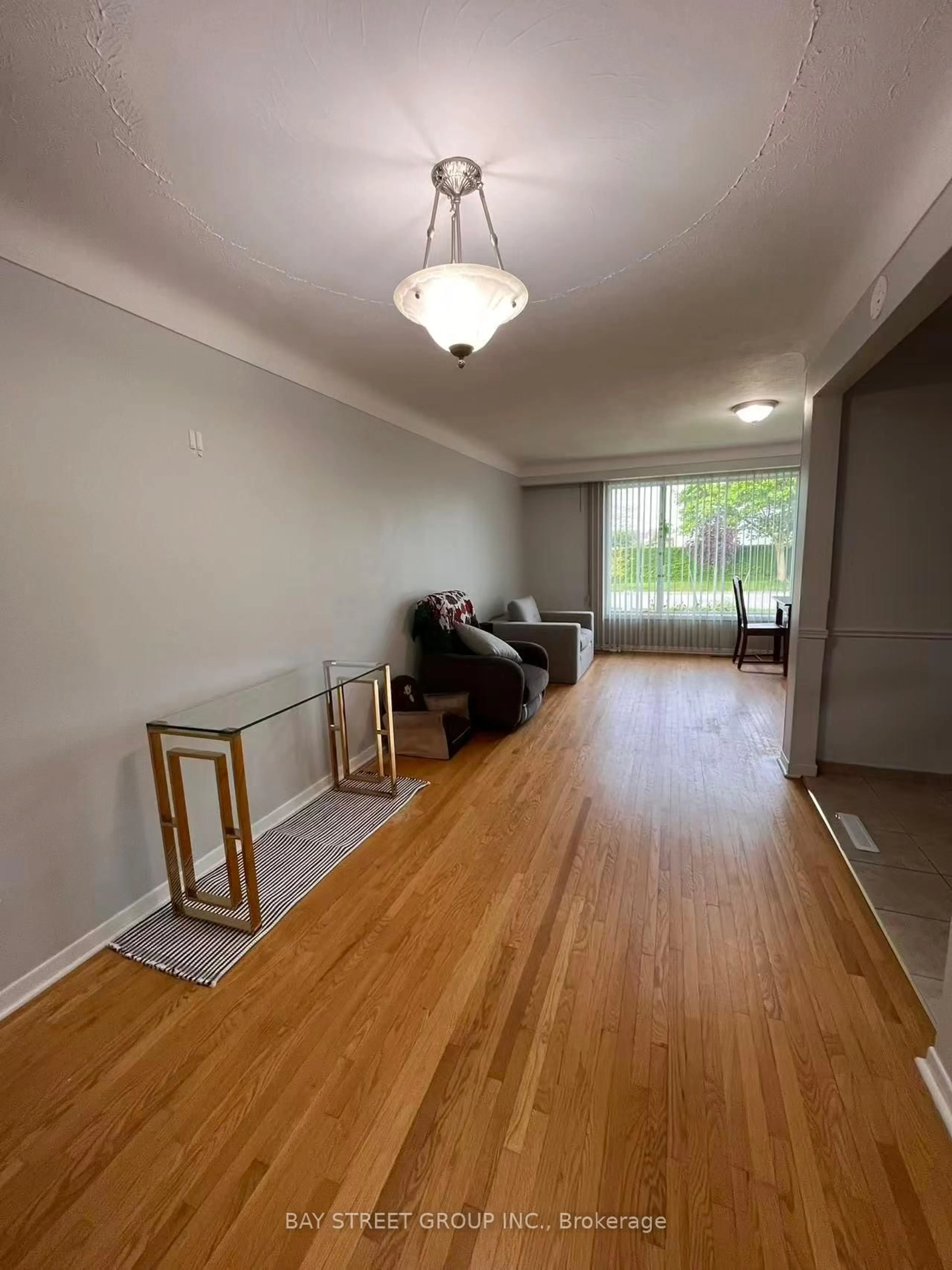A pic of a room for 65 SAINT ANDREWS Ave, Welland Ontario L3B 1E3