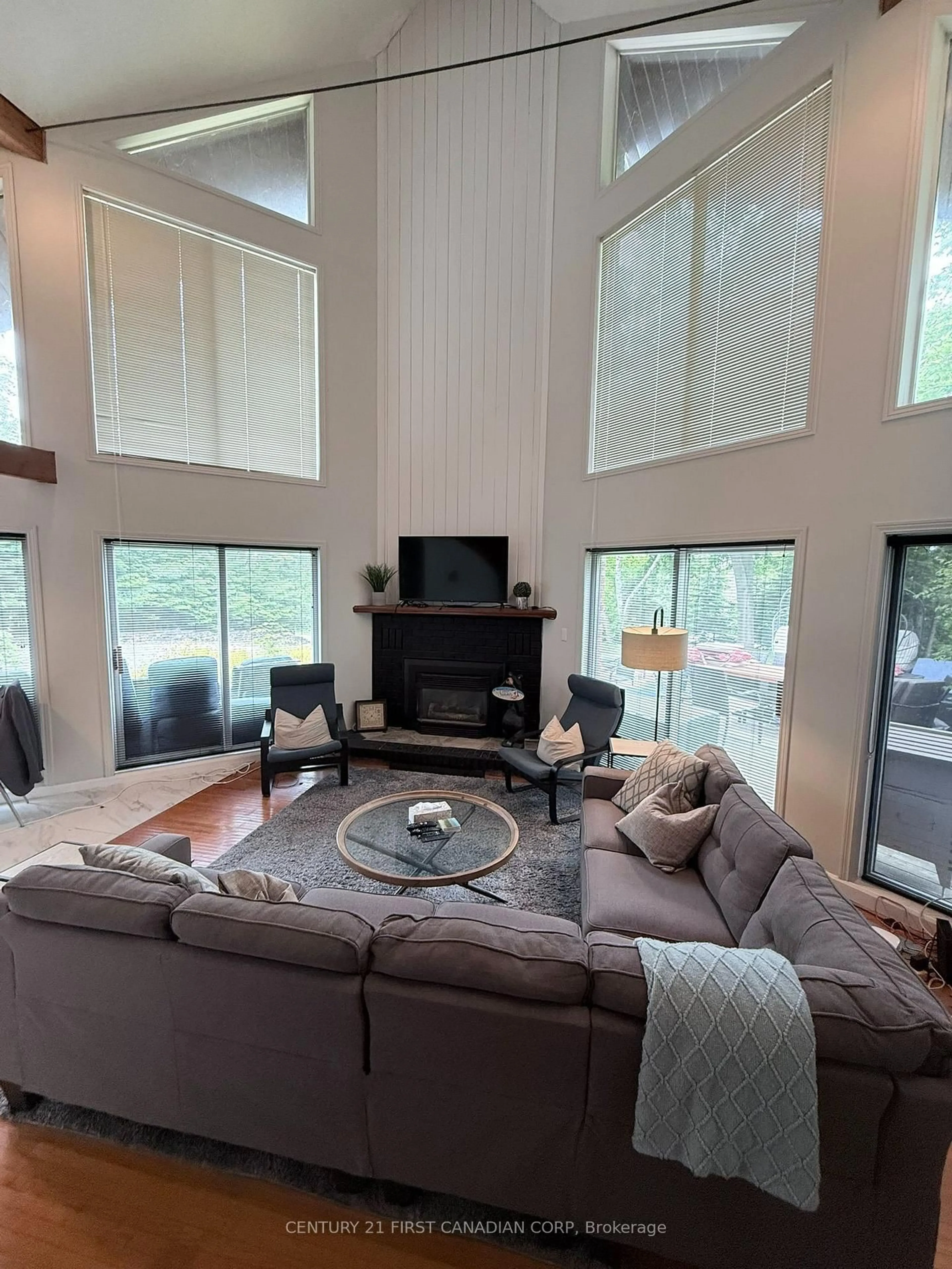 Living room with furniture, unknown for 463 Eckford Ave, Saugeen Shores Ontario N0H 2L0