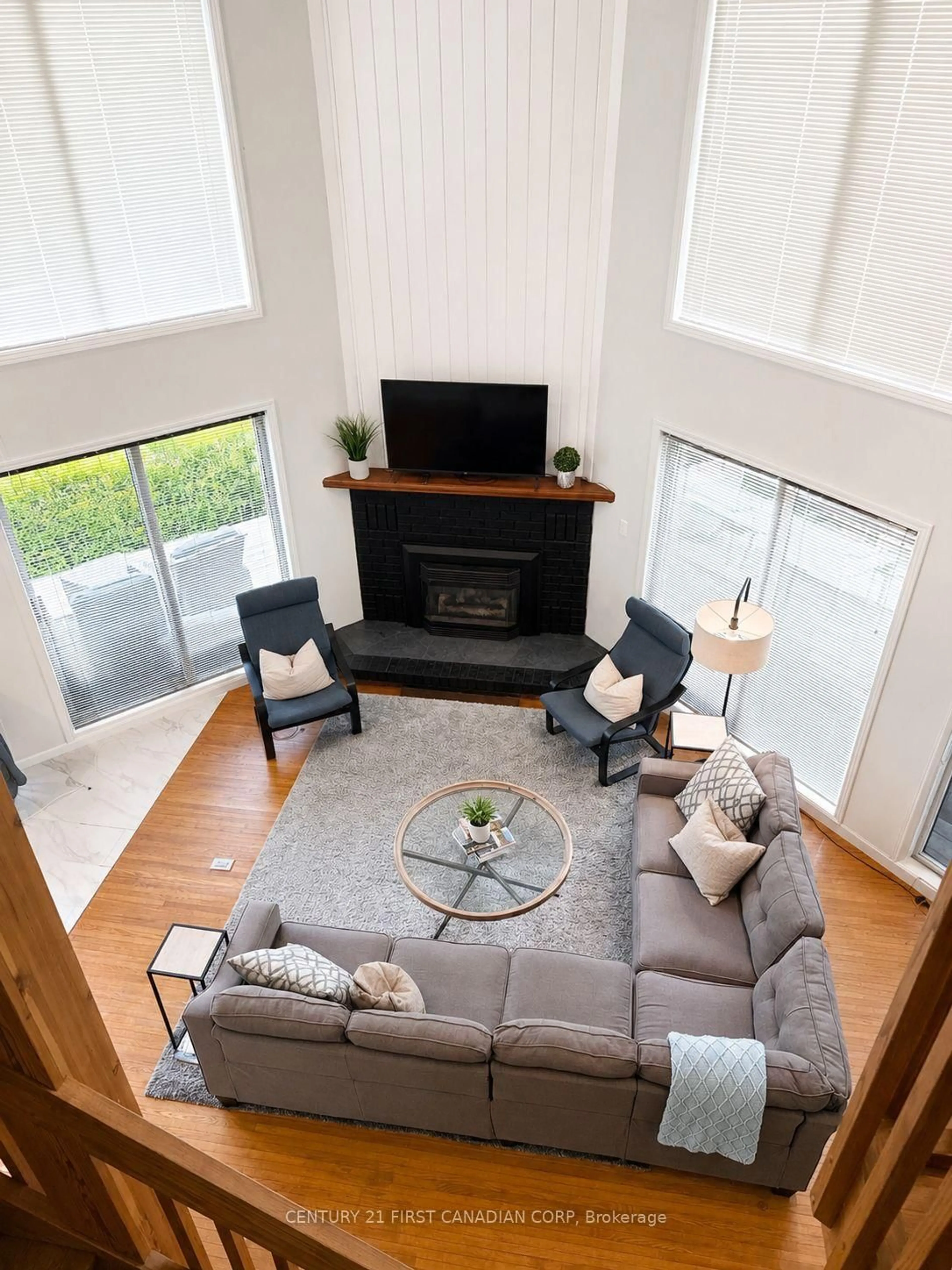 Living room with furniture, unknown for 463 Eckford Ave, Saugeen Shores Ontario N0H 2L0
