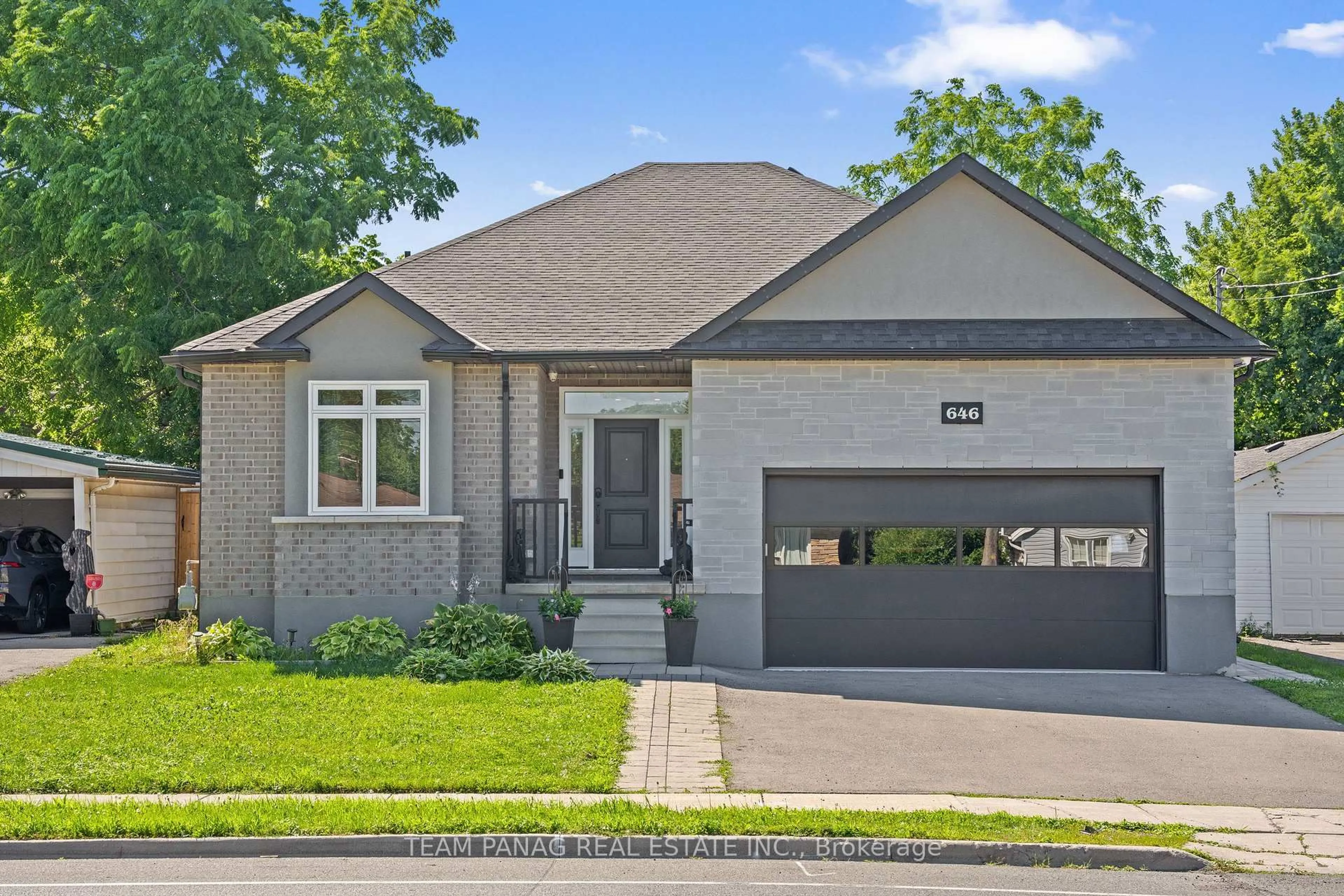Home with brick exterior material, street for 646 West 5th St, Hamilton Ontario L9C 3R2