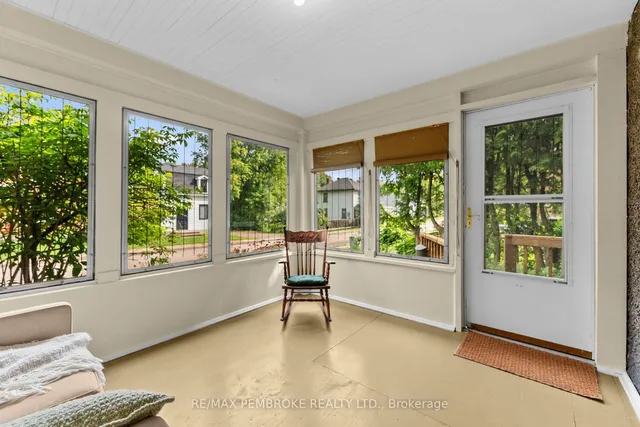 348 Esther St, Pembroke 3
