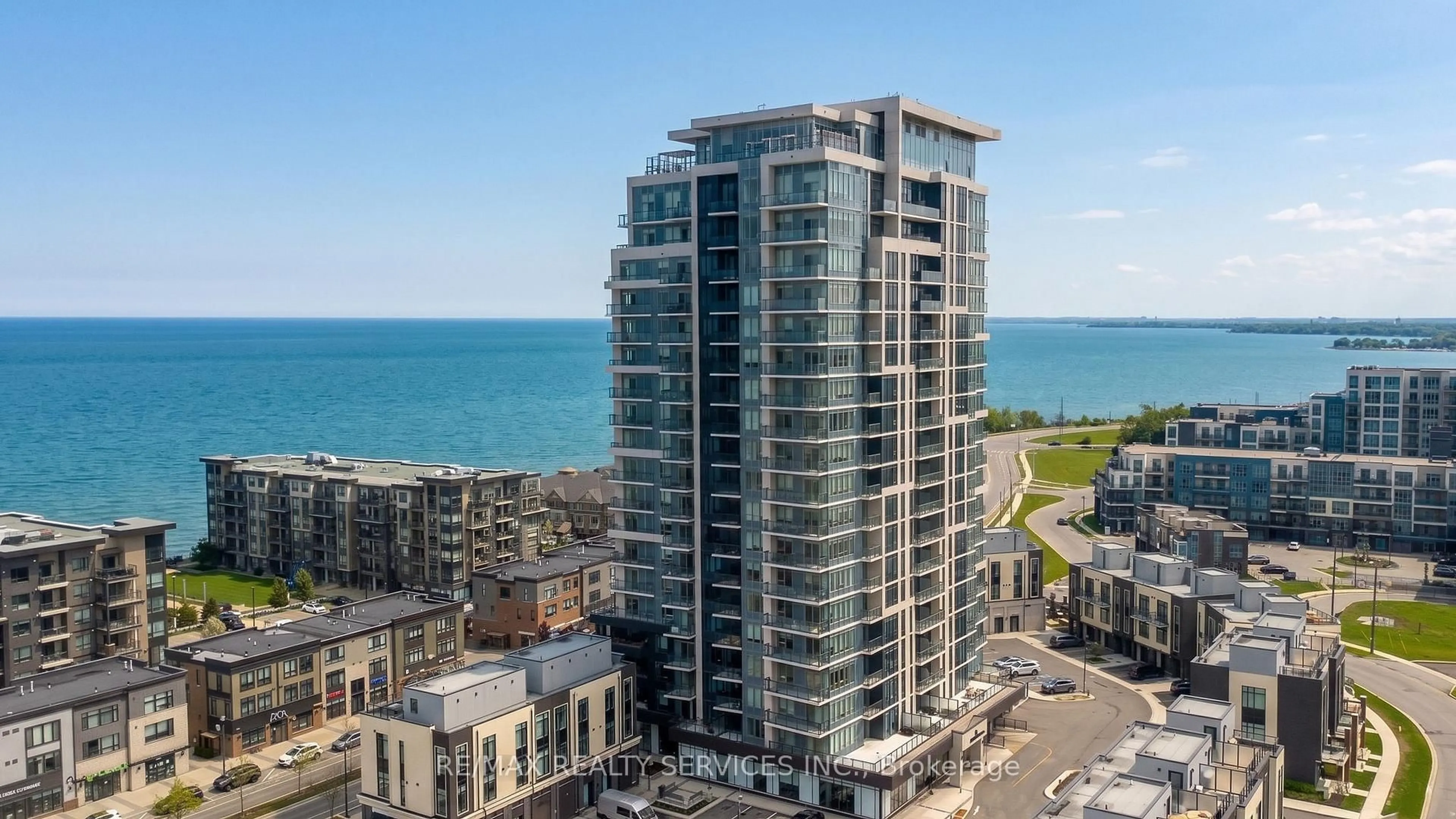 A pic from outside/outdoor area/front of a property/back of a property/a pic from drone, city buildings view from balcony for 385 Winston Rd #505, Grimsby Ontario L3M 4E8