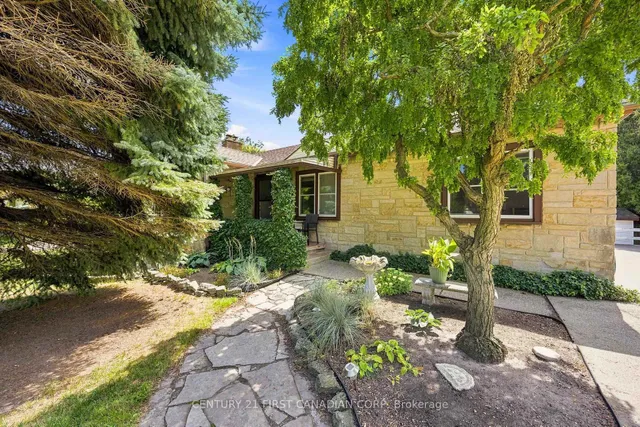 1027 London Rd, Sarnia 2
