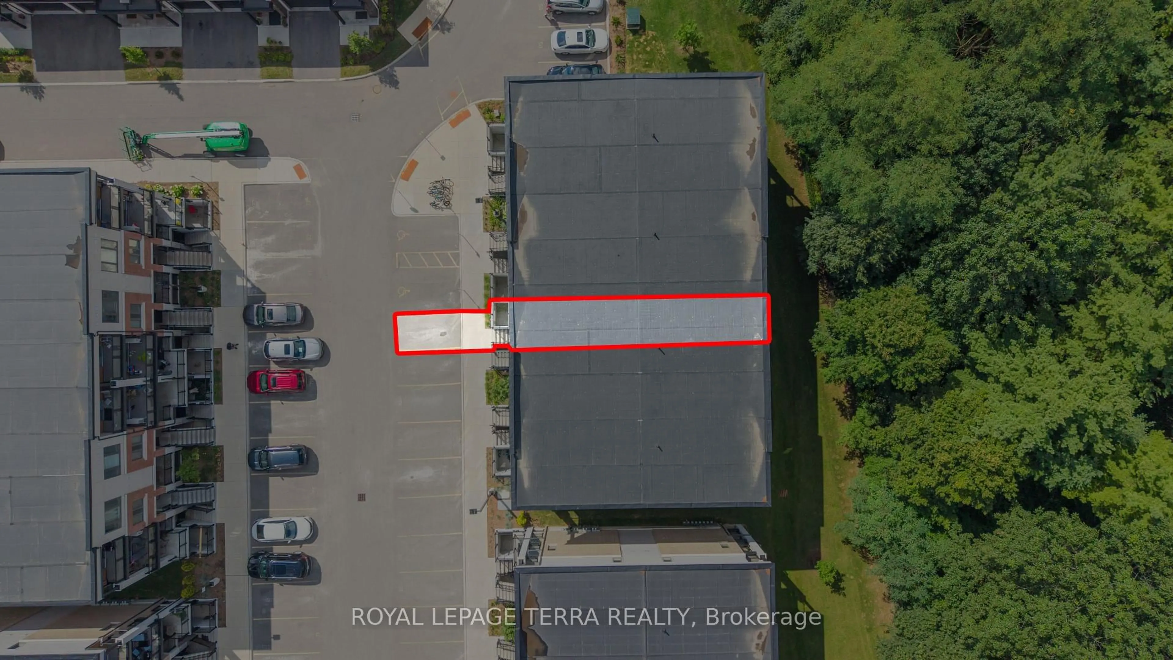 A pic from outside/outdoor area/front of a property/back of a property/a pic from drone, building for 25 Isherwood Ave #56, Cambridge Ontario N1R 0E2