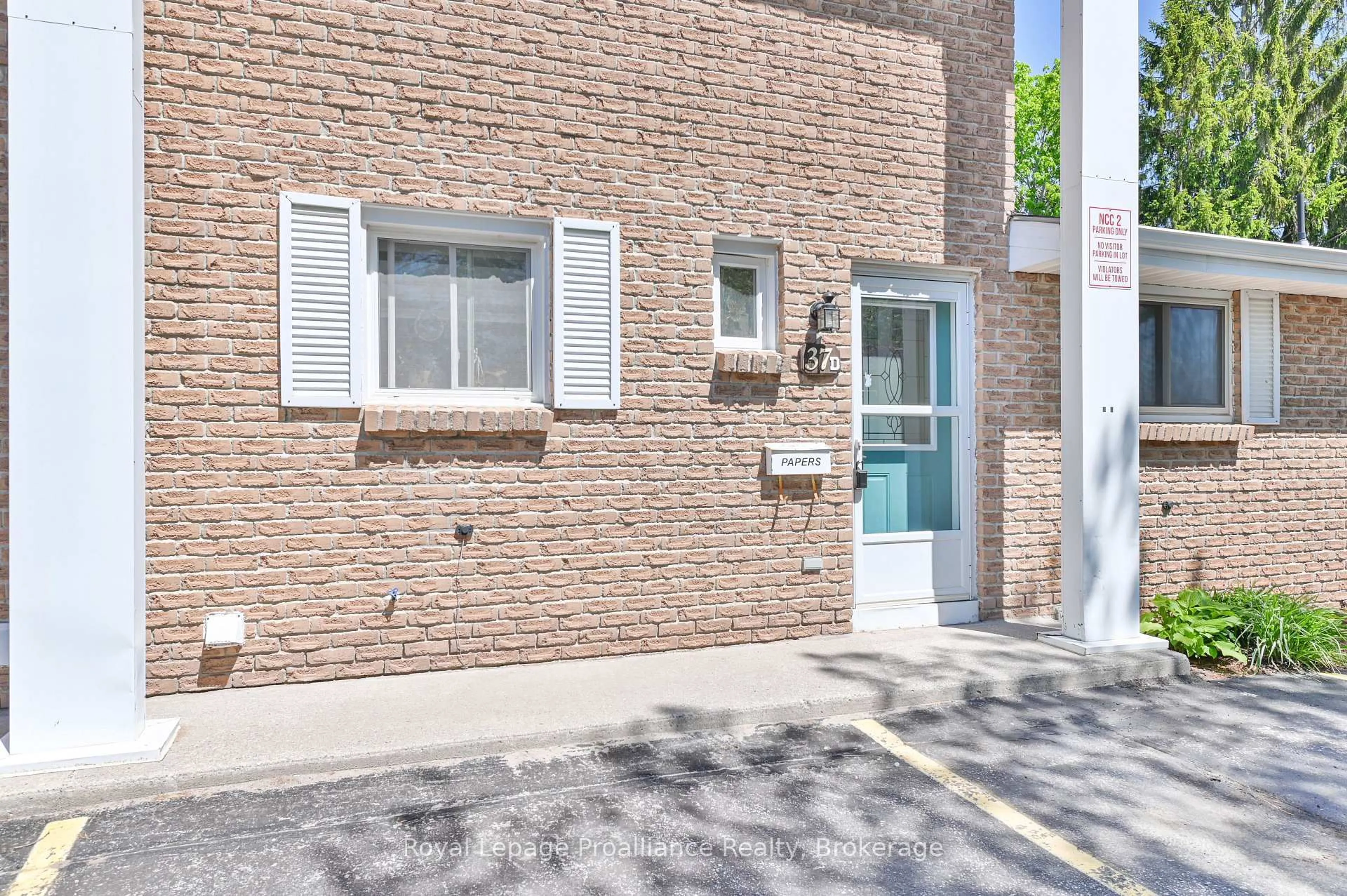 Unknown for 37 Young St #D, Brighton Ontario K0K 1H0