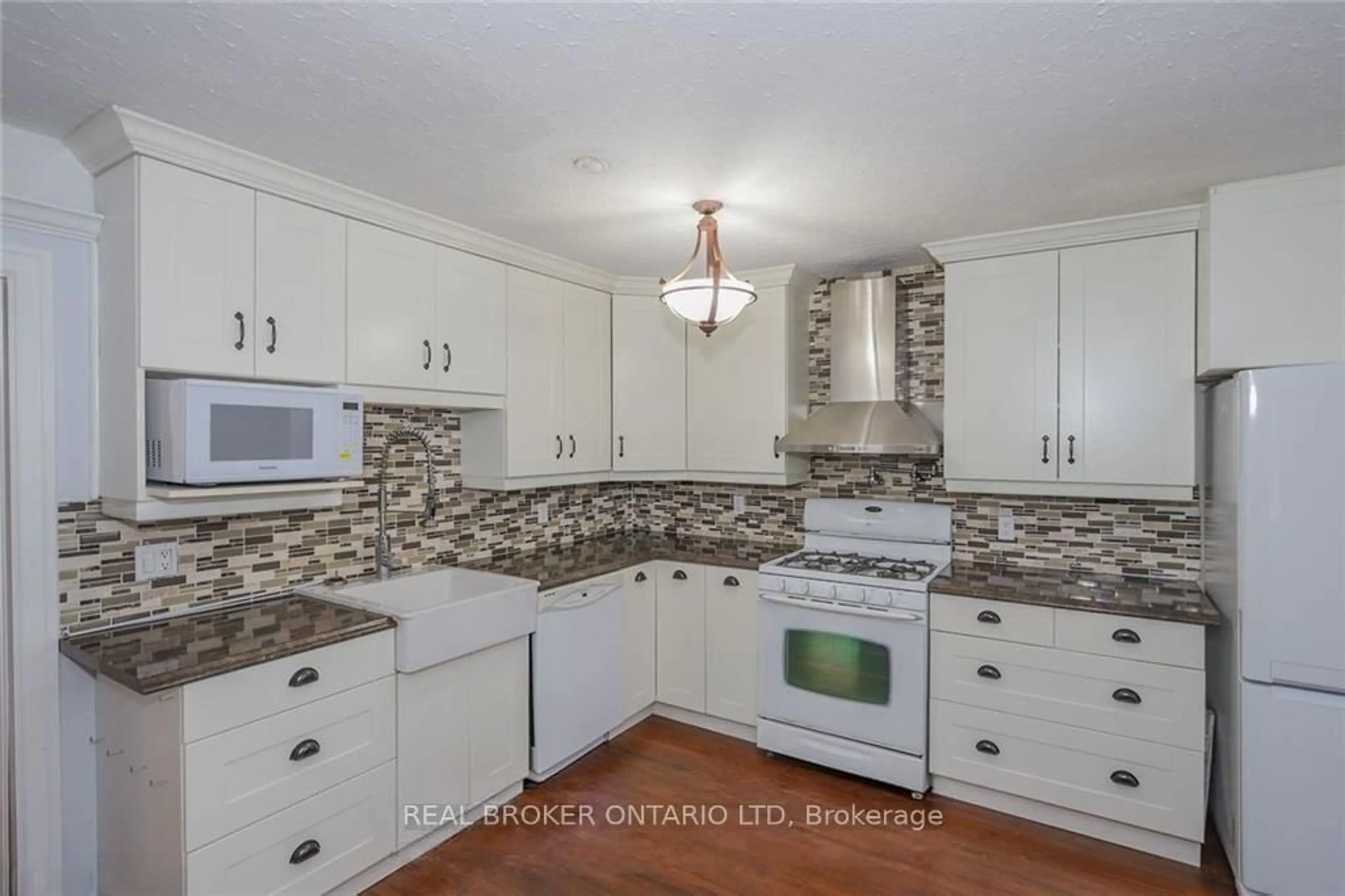 Open concept kitchen, ceramic/tile floor for 153 Hale St, London East Ontario N5W 1E5