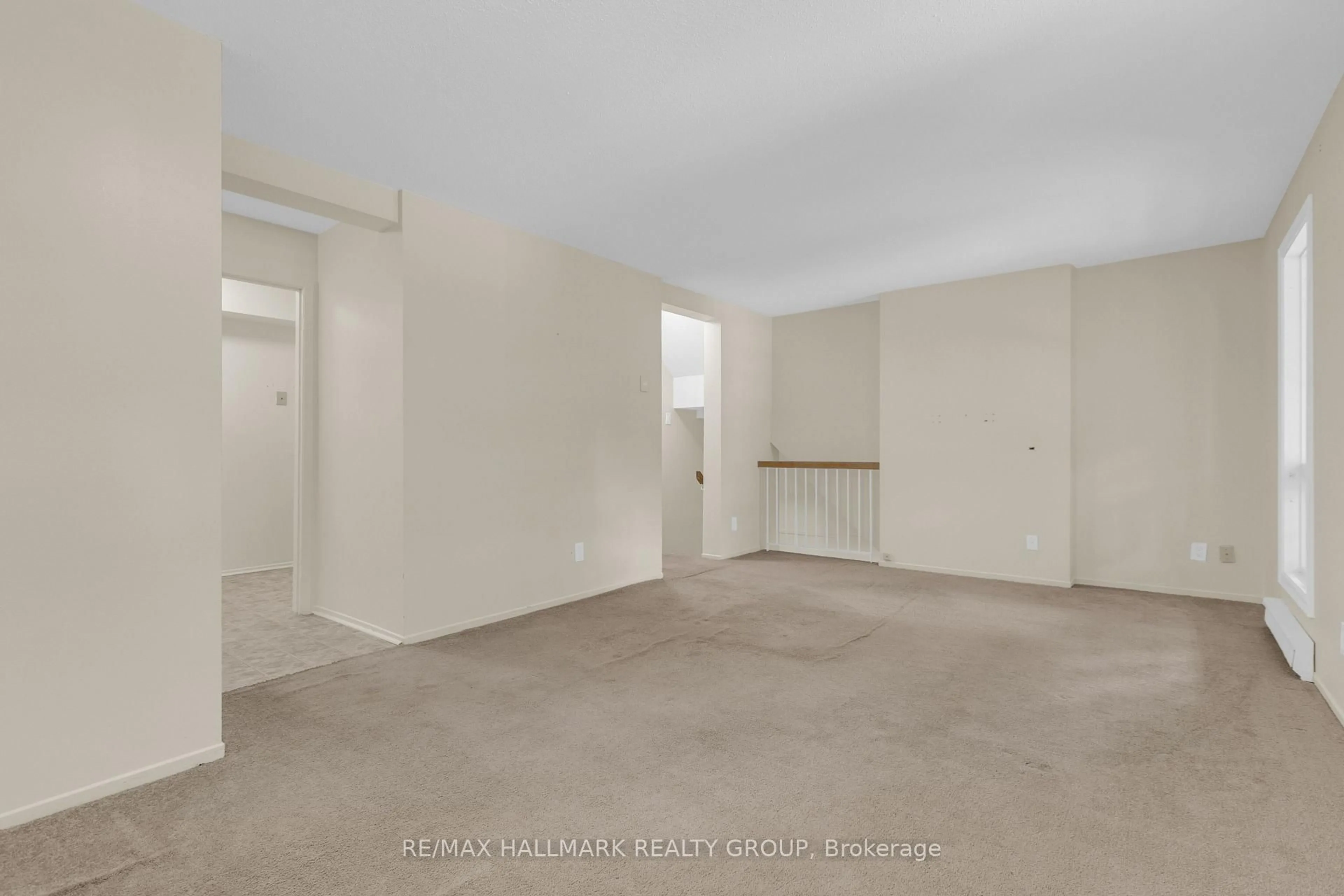 A pic of a room for 702 Tanguay Crt #29, Kanata Ontario K2L 3X2