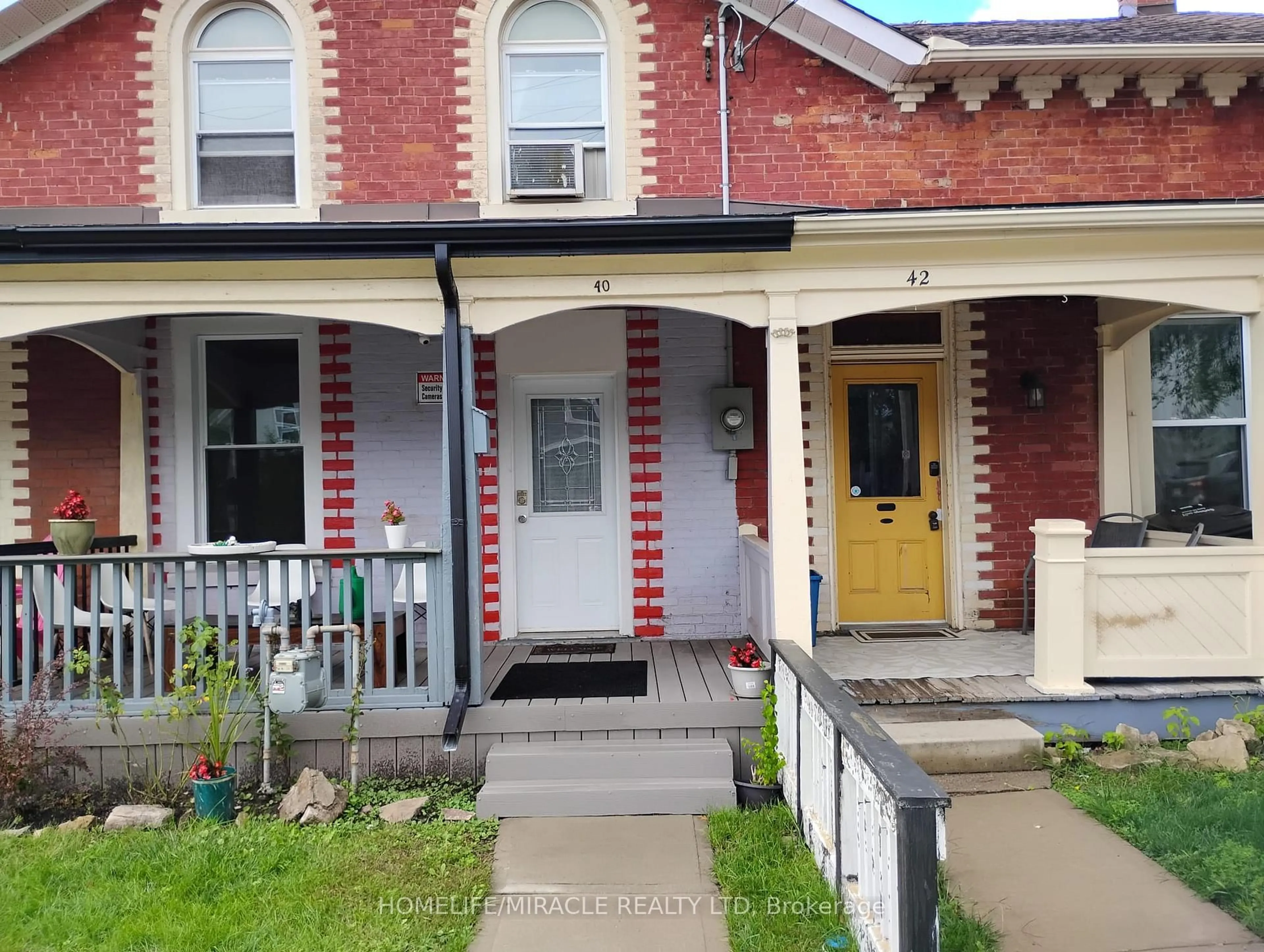Unknown for 40 Parkhill Rd, Cambridge Ontario N1R 1P4