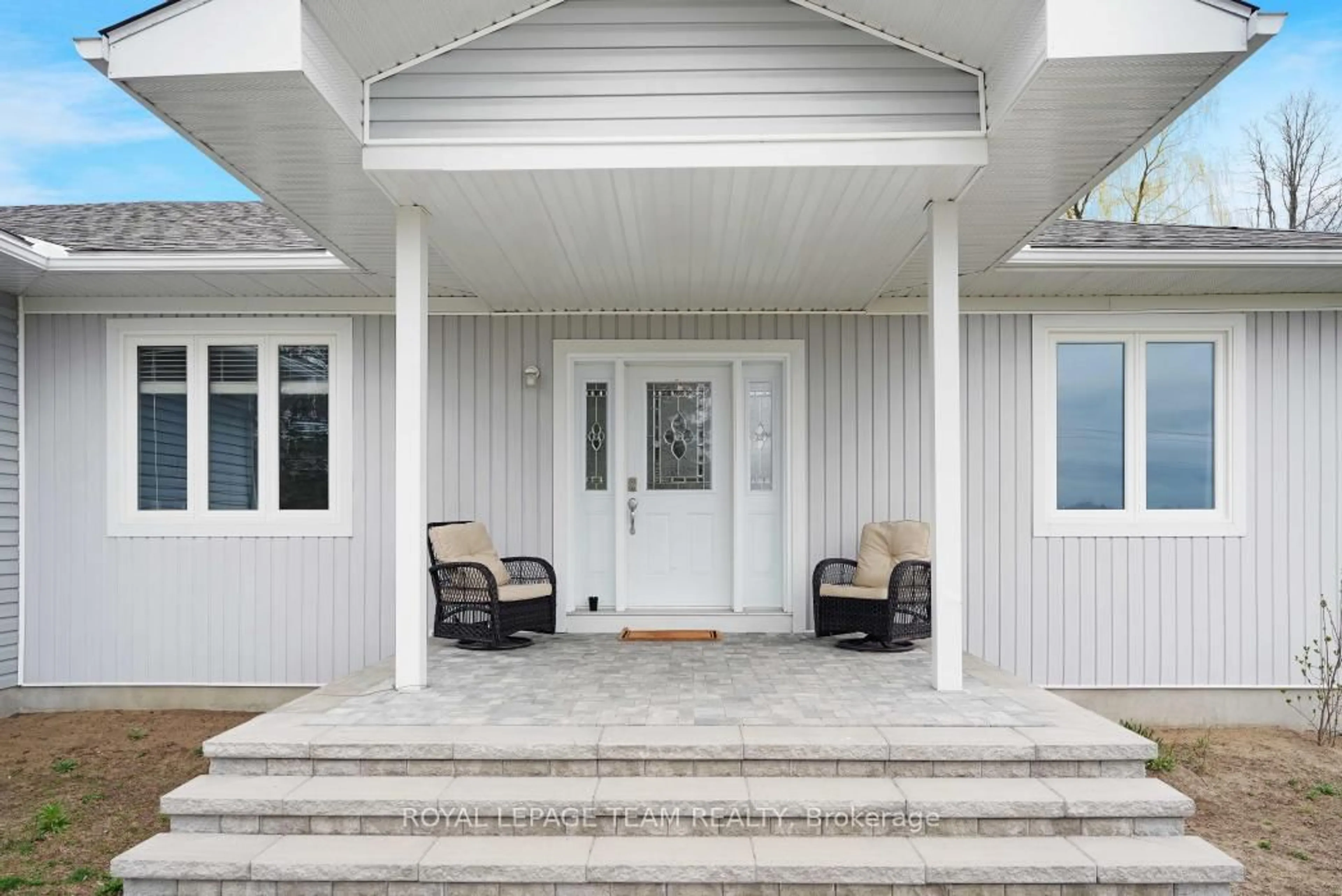 Unknown for 986 South Gower Dr, North Grenville Ontario K0G 1J0