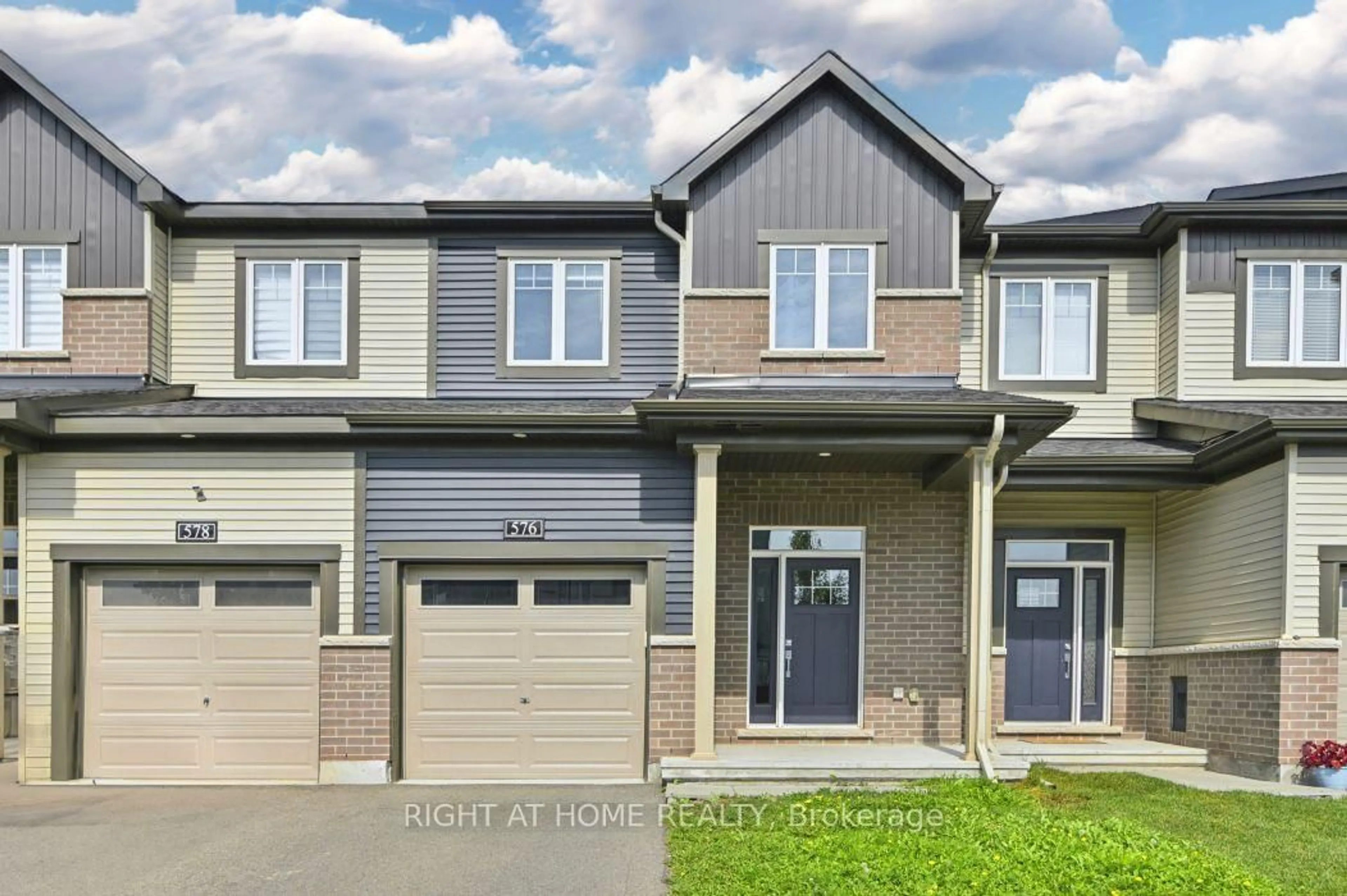 Home with brick exterior material, street for 576 Prominence Way, Ottawa Ontario K4A 5K8